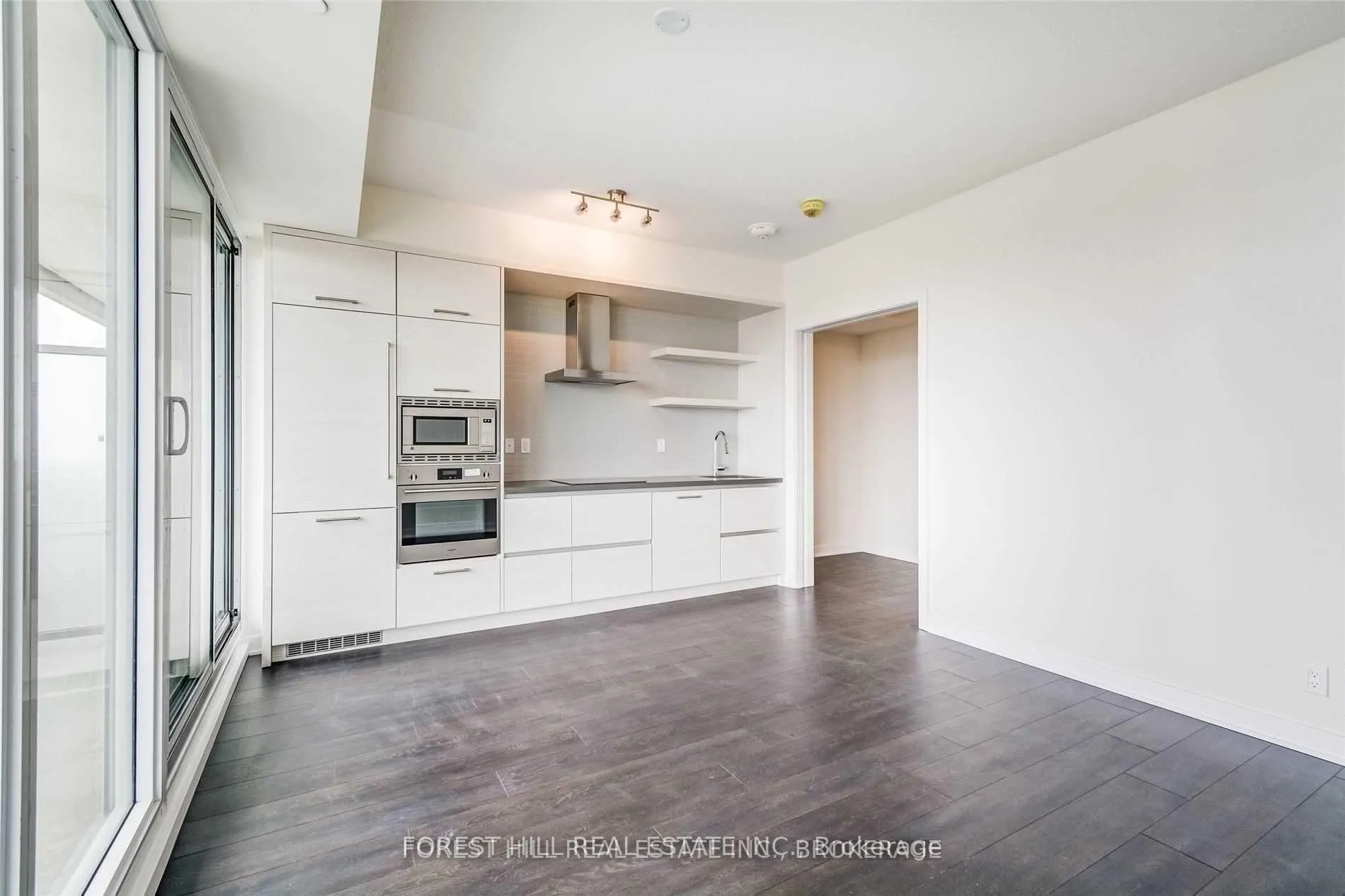 Photo 15 of Unit 5401, 2221 Yonge Street, Toronto, Mount Pleasant West — HOMEH