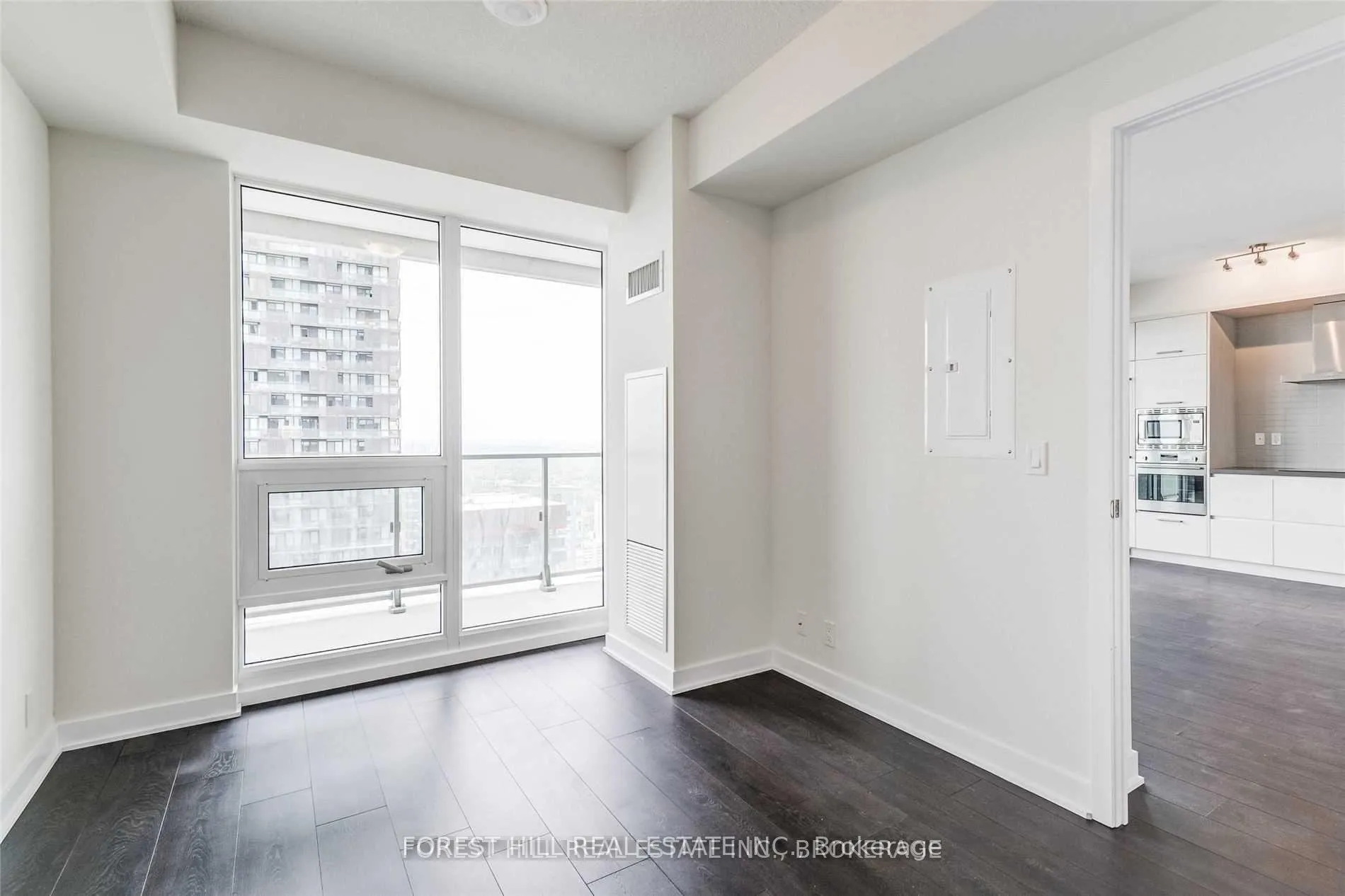 Photo 19 of Unit 5401, 2221 Yonge Street, Toronto, Mount Pleasant West — HOMEH