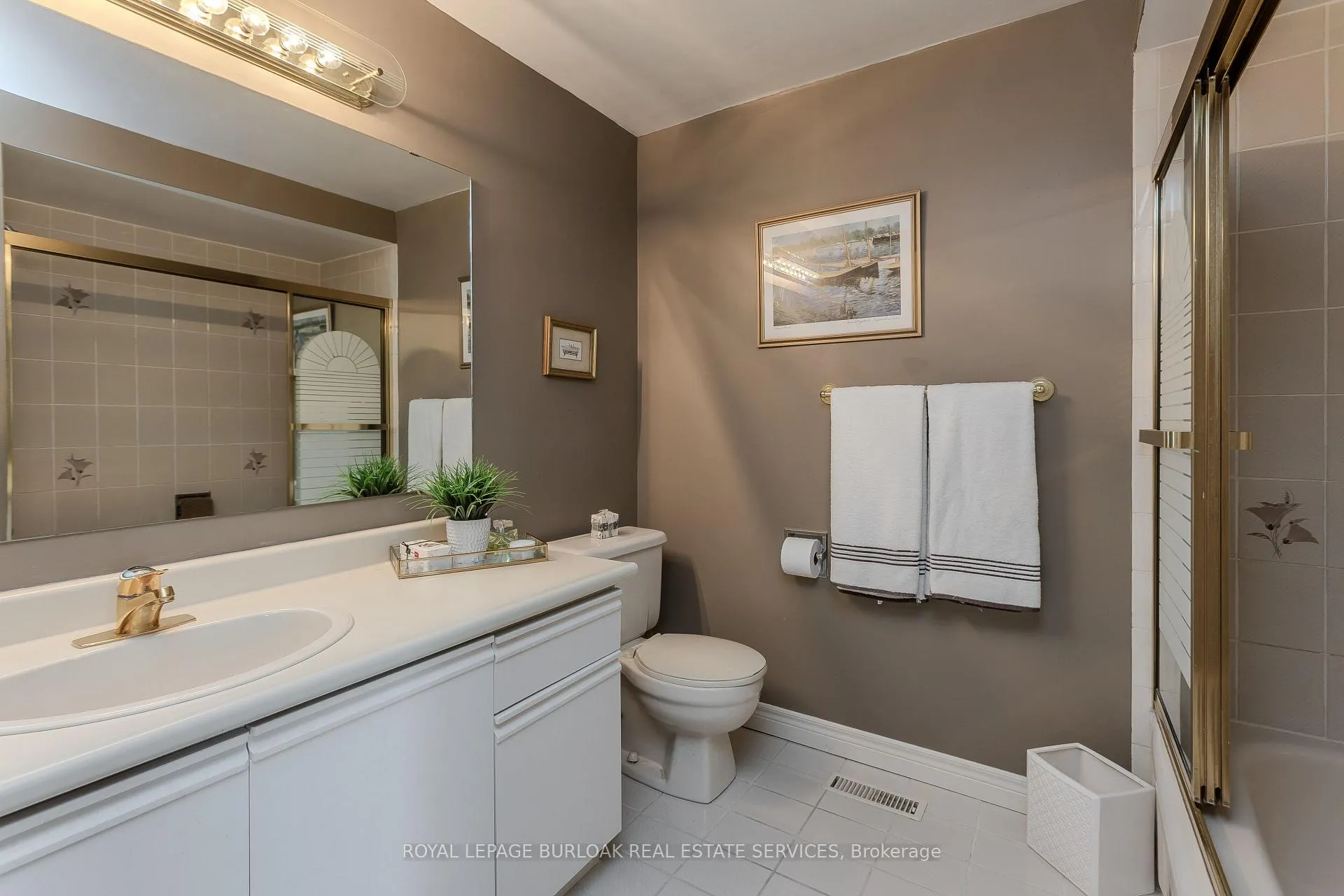 Photo 29 of 21 Isidore Place, Hamilton, Stoney Creek Mountain — HOMEH