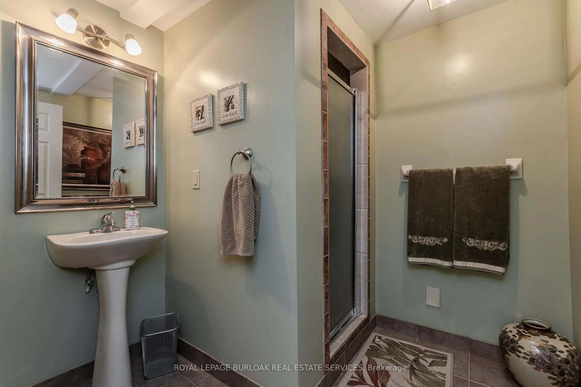 Photo 37 of 21 Isidore Place, Hamilton, Stoney Creek Mountain — HOMEH