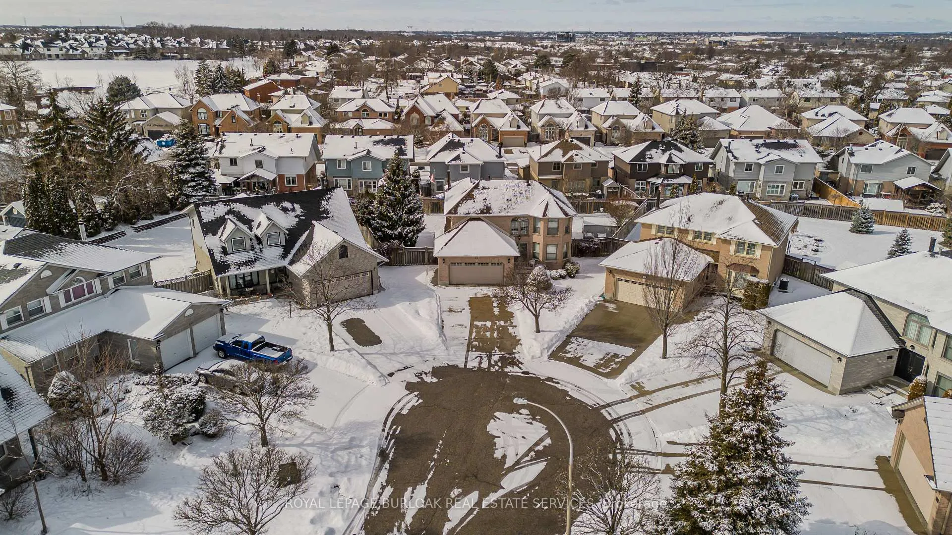 Photo 46 of 21 Isidore Place, Hamilton, Stoney Creek Mountain — HOMEH