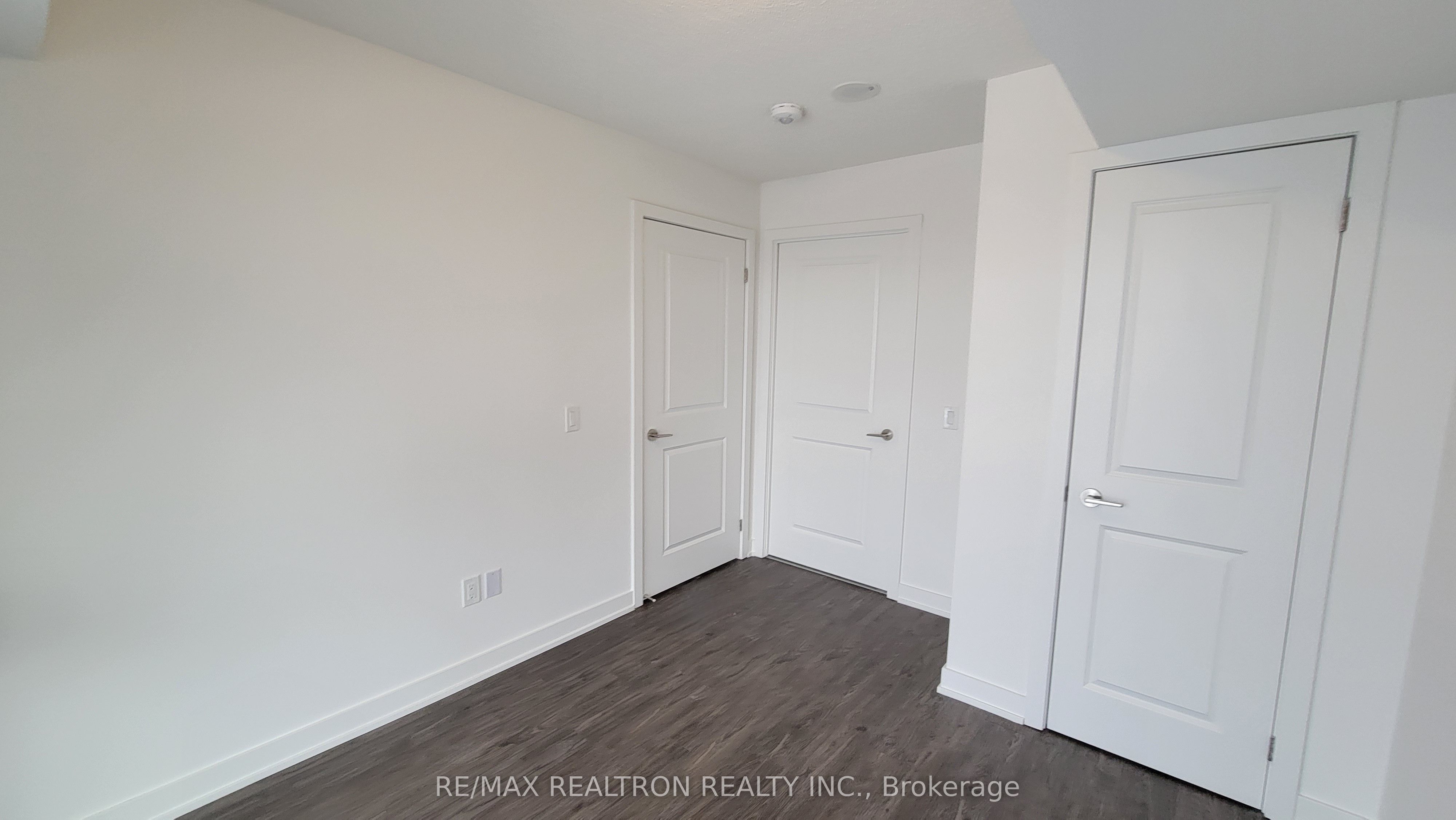 Photo 7 of Unit 2012, 1010 Sandy Beach Road, Pickering, Bay Ridges — HOMEH