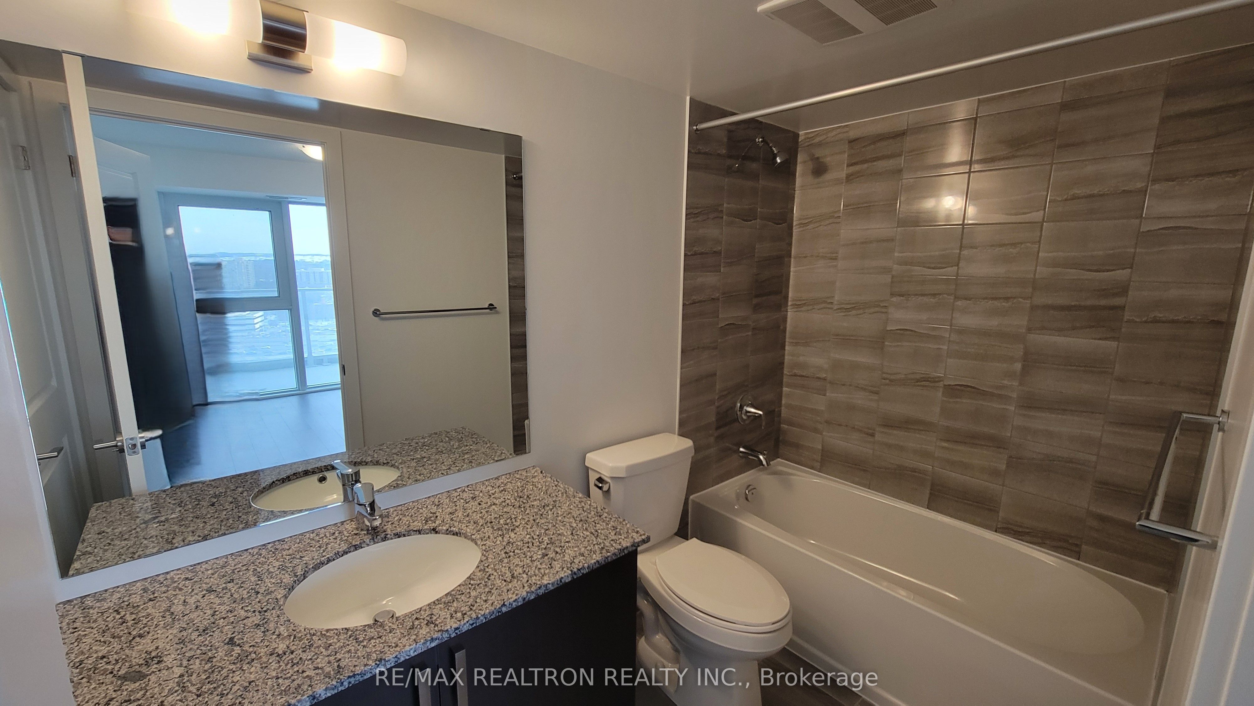 Photo 9 of Unit 2012, 1010 Sandy Beach Road, Pickering, Bay Ridges — HOMEH