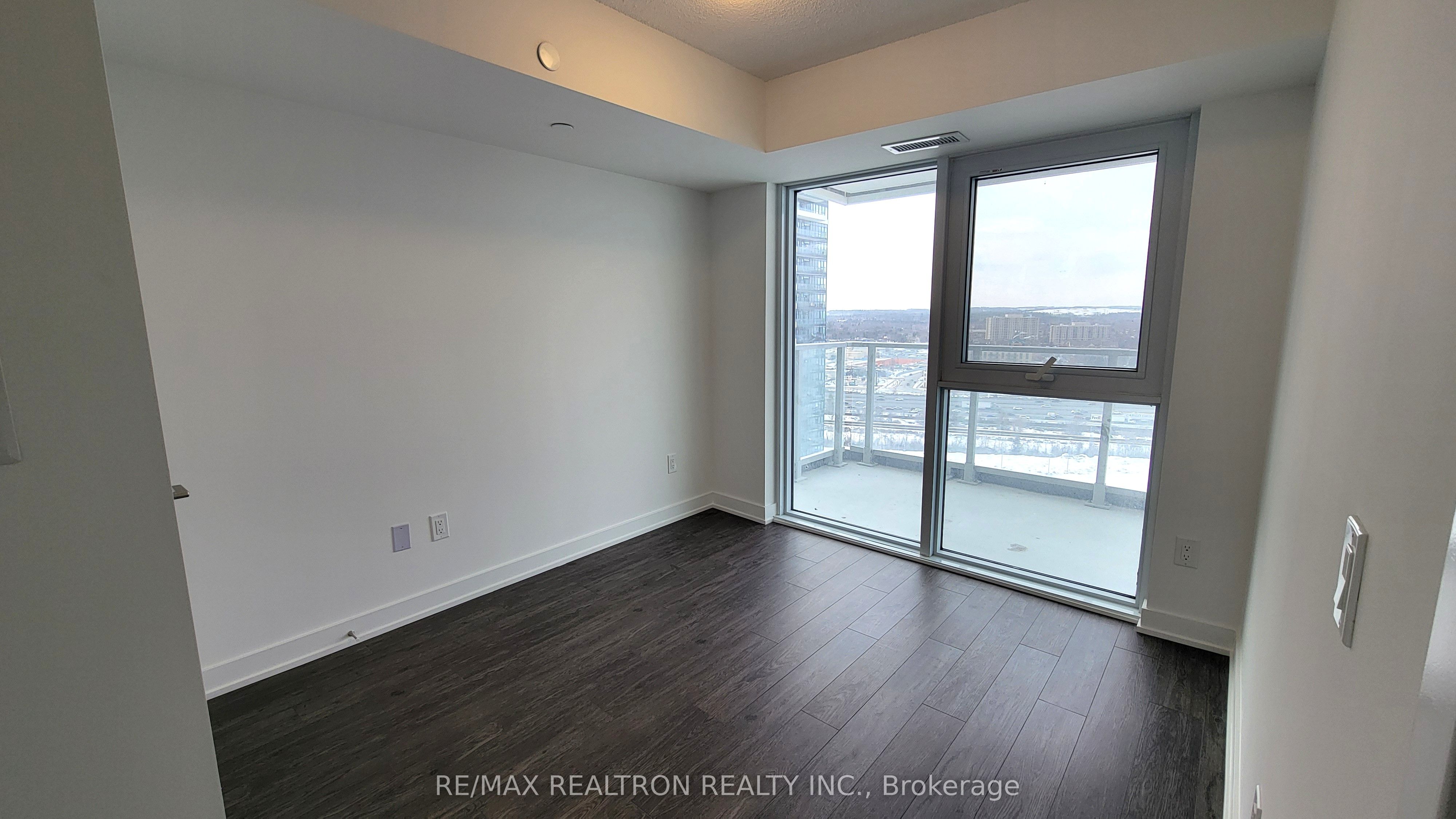 Photo 6 of Unit 2012, 1010 Sandy Beach Road, Pickering, Bay Ridges — HOMEH