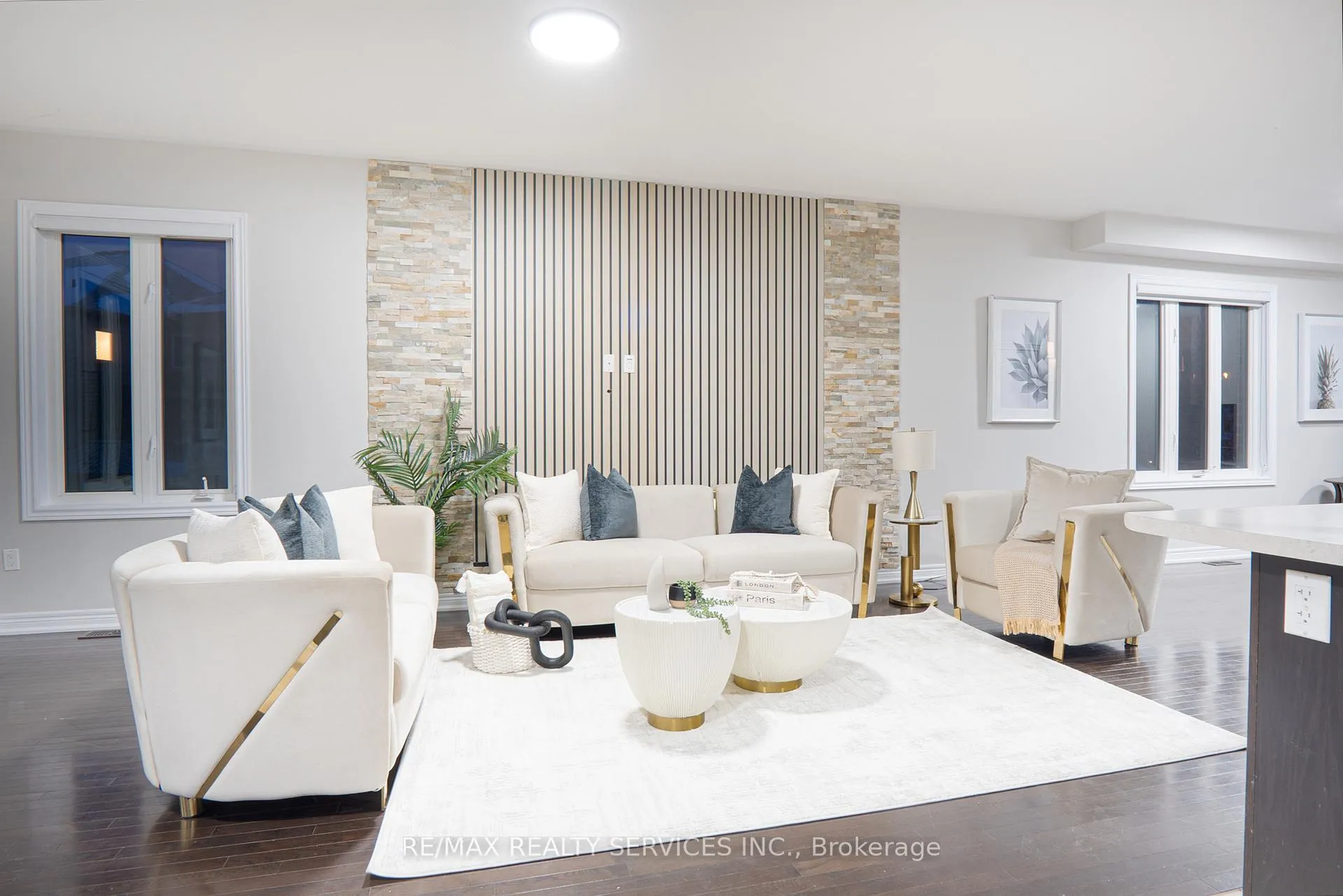 Photo 4 of 3 Tokara Avenue, Caledon, Rural Caledon — HOMEH