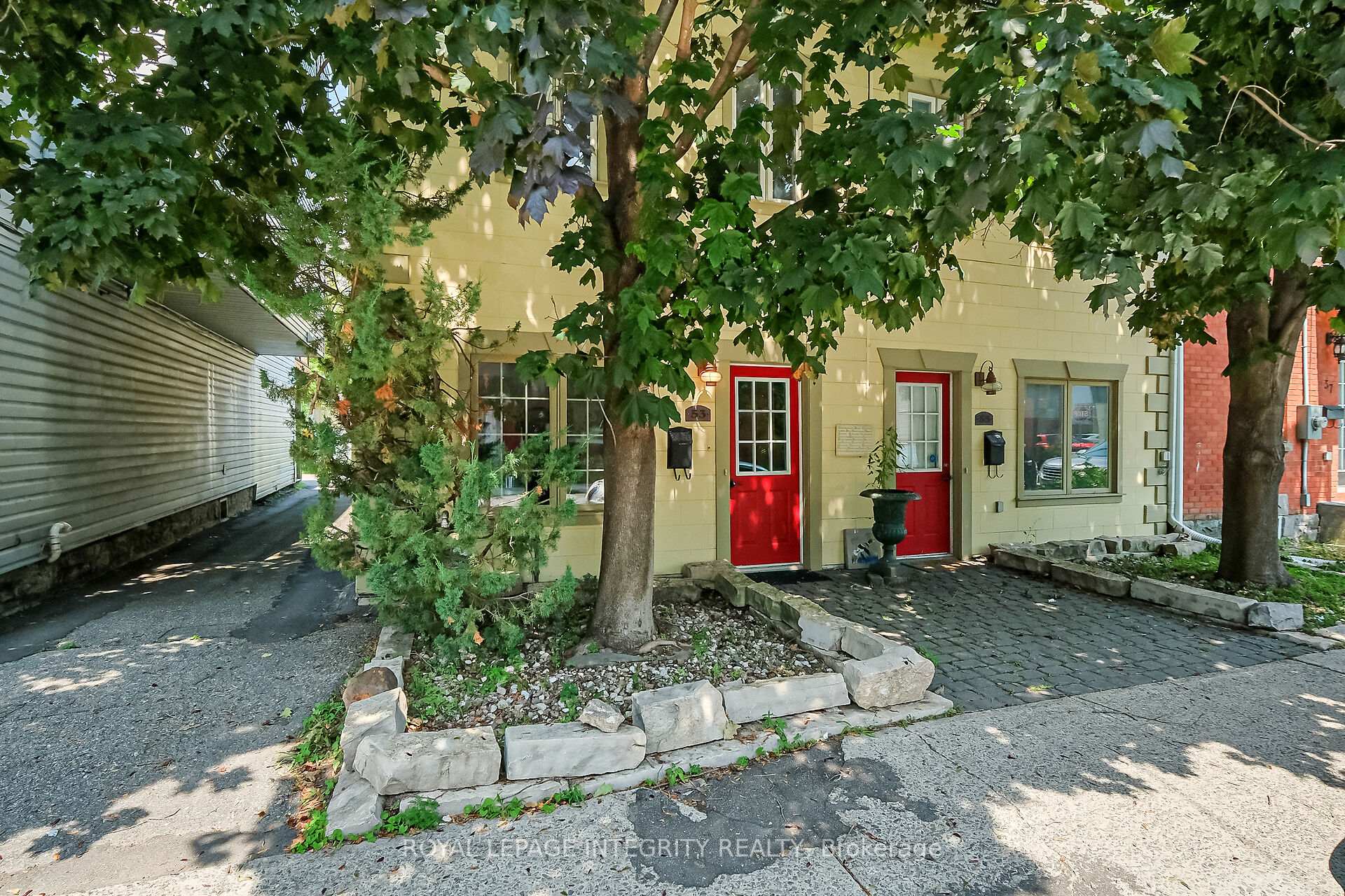 Photo 2 of 53 St. Andrew Street, Ottawa, Lower Town/Byward Market — HOMEH