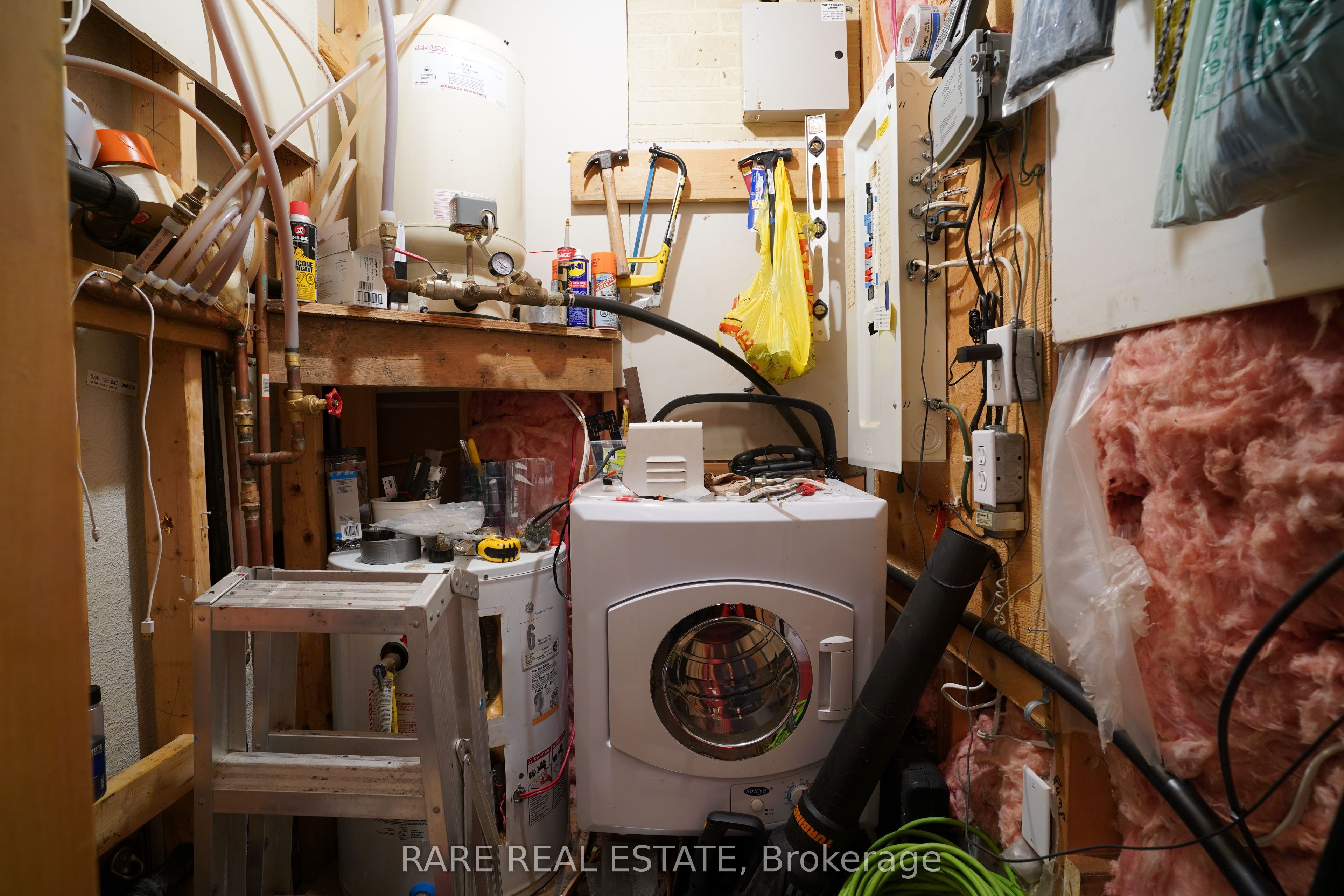 Photo 15 of 139D Petit Lane, Kearney — HOMEH