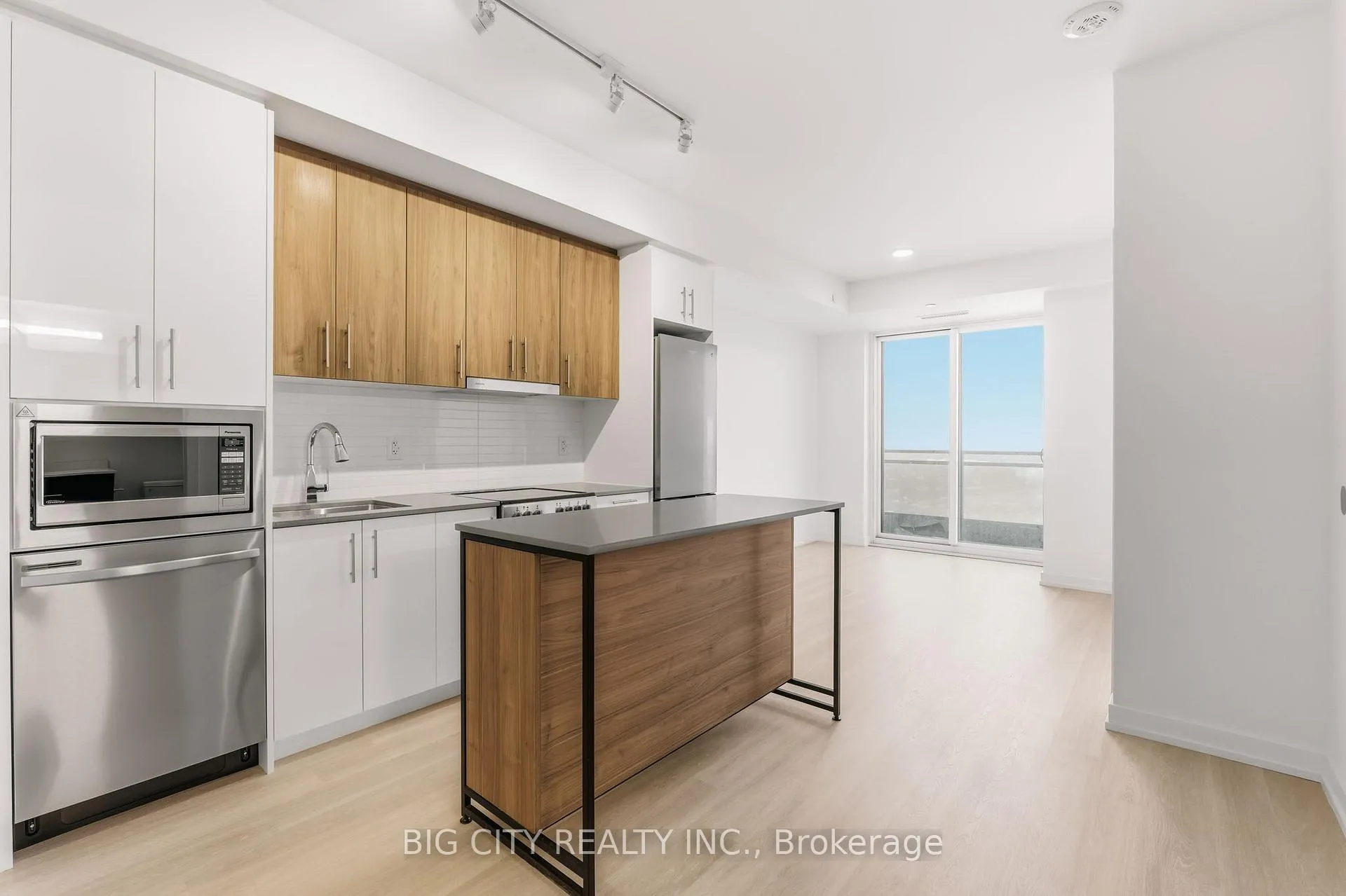 Photo 2 of Unit 1207, 9751 Markham Road, Markham, Greensborough — HOMEH