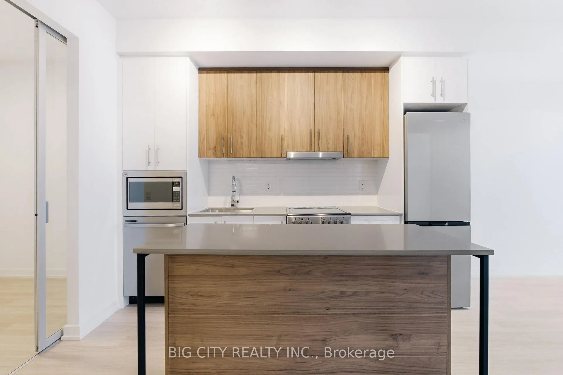 Photo 3 of Unit 1207, 9751 Markham Road, Markham, Greensborough — HOMEH