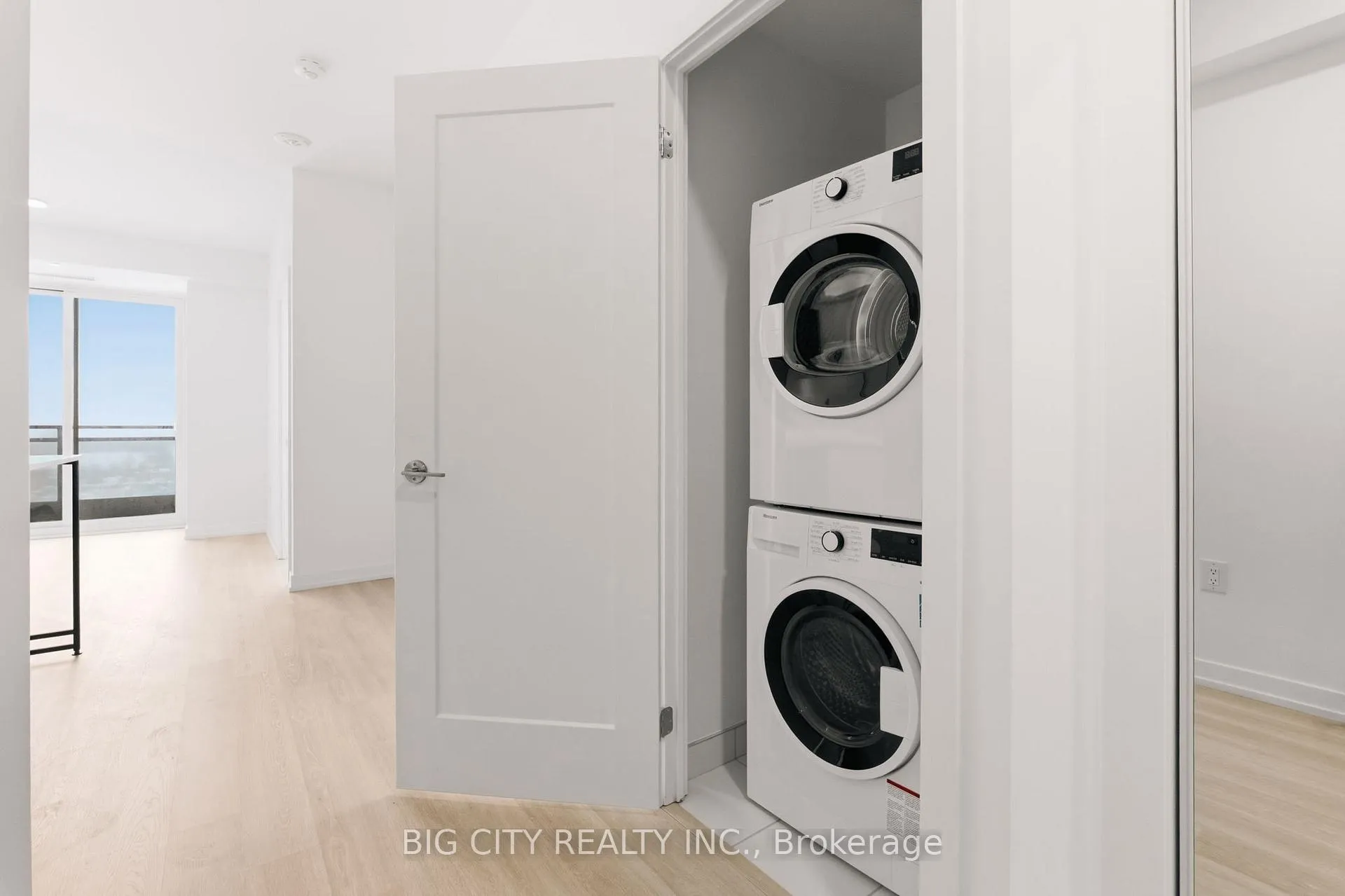 Photo 9 of Unit 1207, 9751 Markham Road, Markham, Greensborough — HOMEH