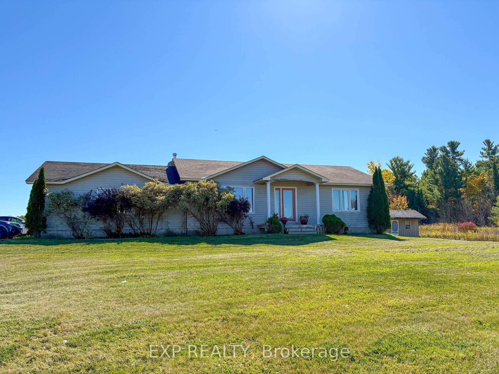 Photo 1 of 575 Braeloch Road, McNab/Braeside, Mcnab/Braeside Twps — HOMEH