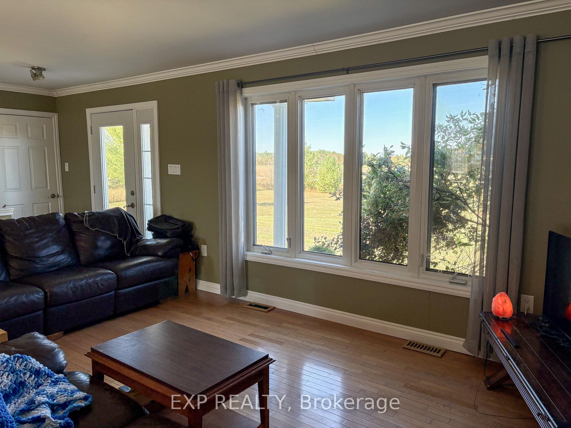 Photo 3 of 575 Braeloch Road, McNab/Braeside, Mcnab/Braeside Twps — HOMEH