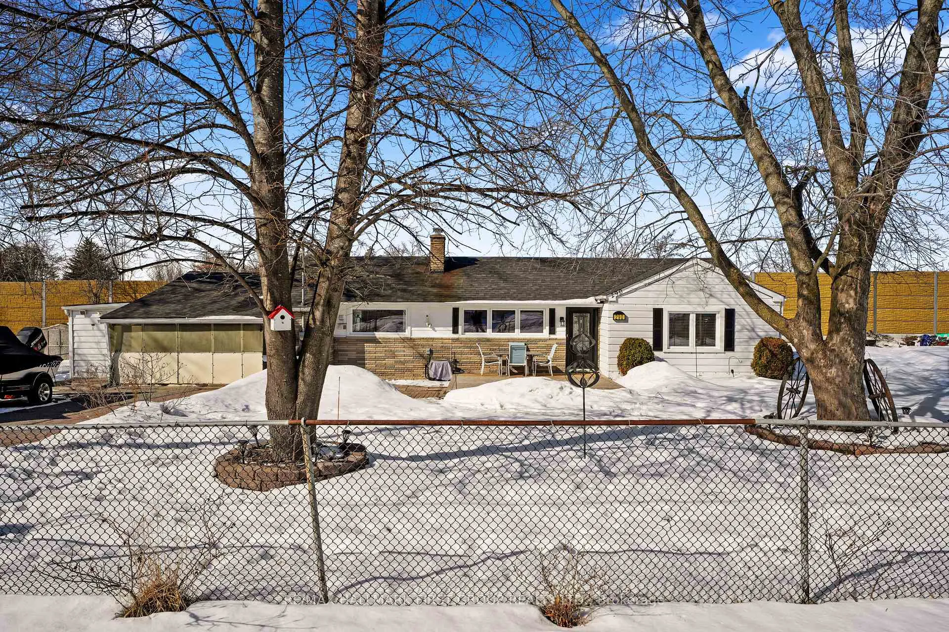Photo 4 of 290 Densmore Road, Cobourg — HOMEH