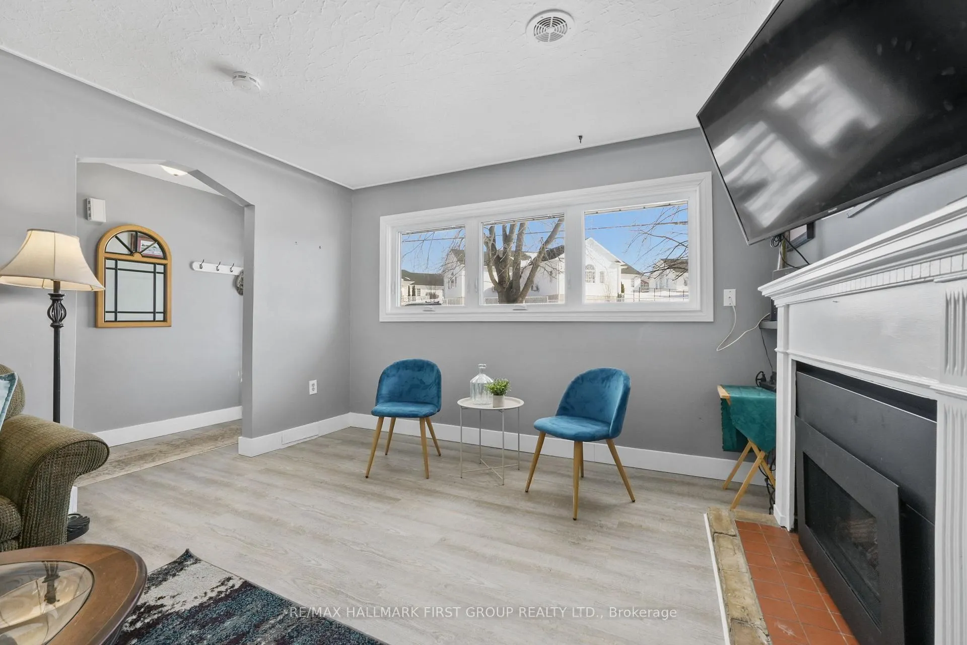 Photo 8 of 290 Densmore Road, Cobourg — HOMEH