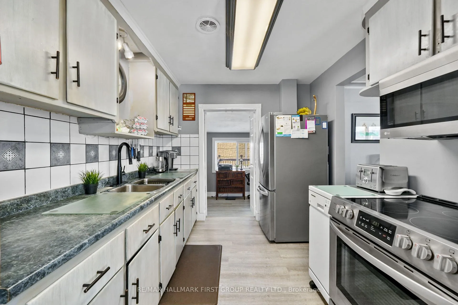 Photo 14 of 290 Densmore Road, Cobourg — HOMEH