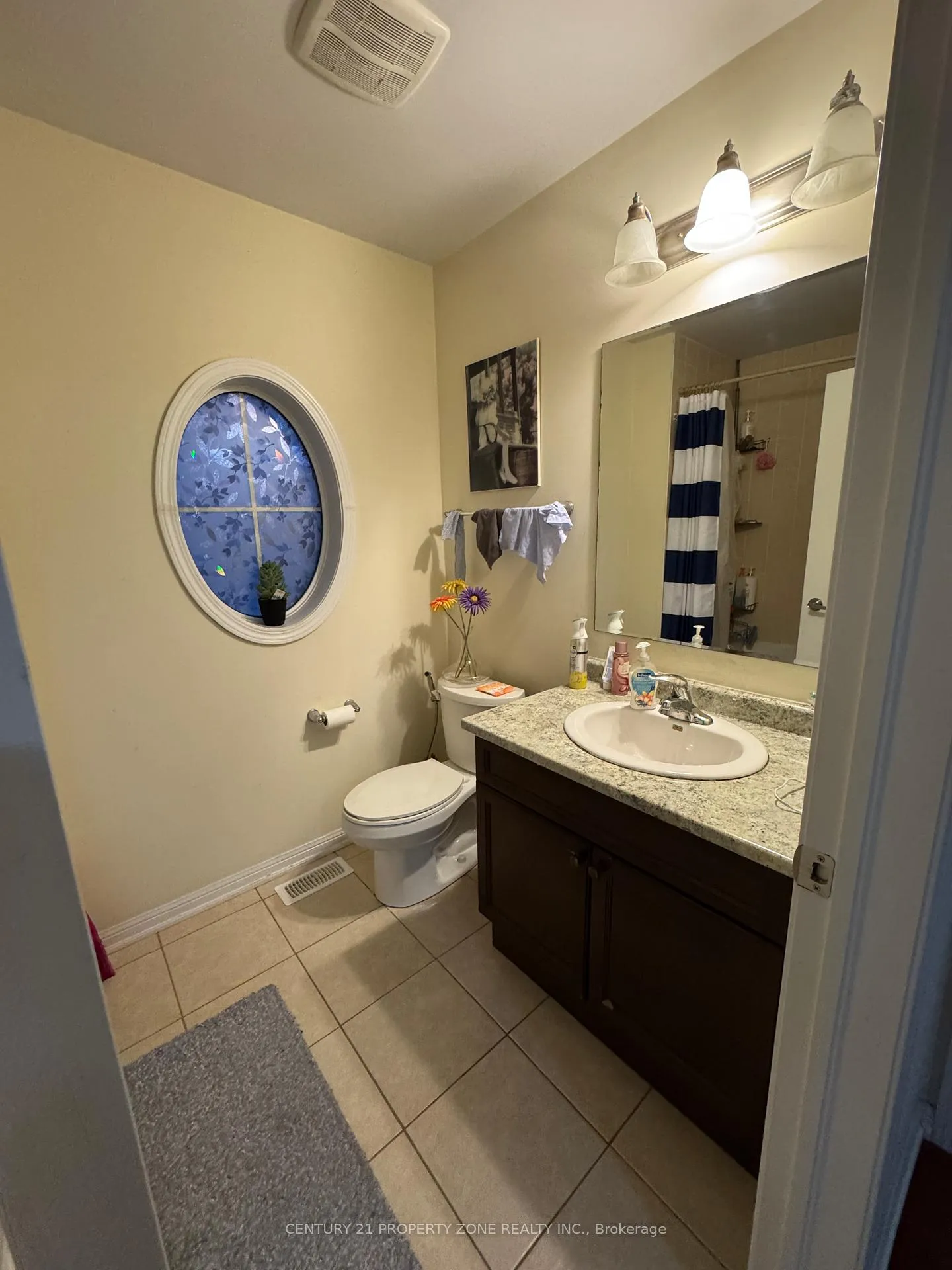 Photo 9 of 172 Vanhorne Close, Brampton, Northwest Brampton — HOMEH