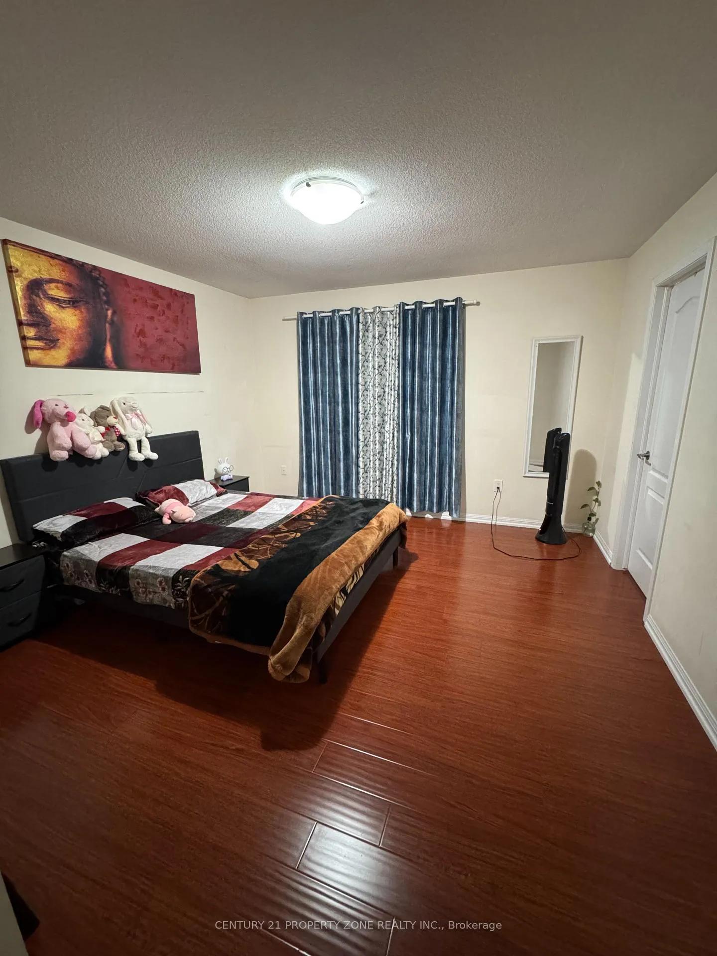 Photo 12 of 172 Vanhorne Close, Brampton, Northwest Brampton — HOMEH