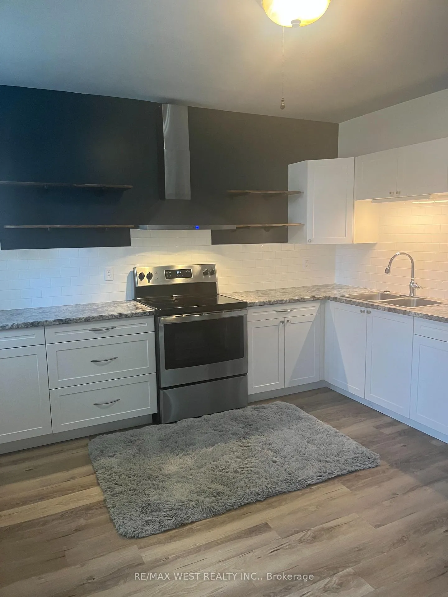 Photo 12 of 182 12th Street, Hanover — HOMEH
