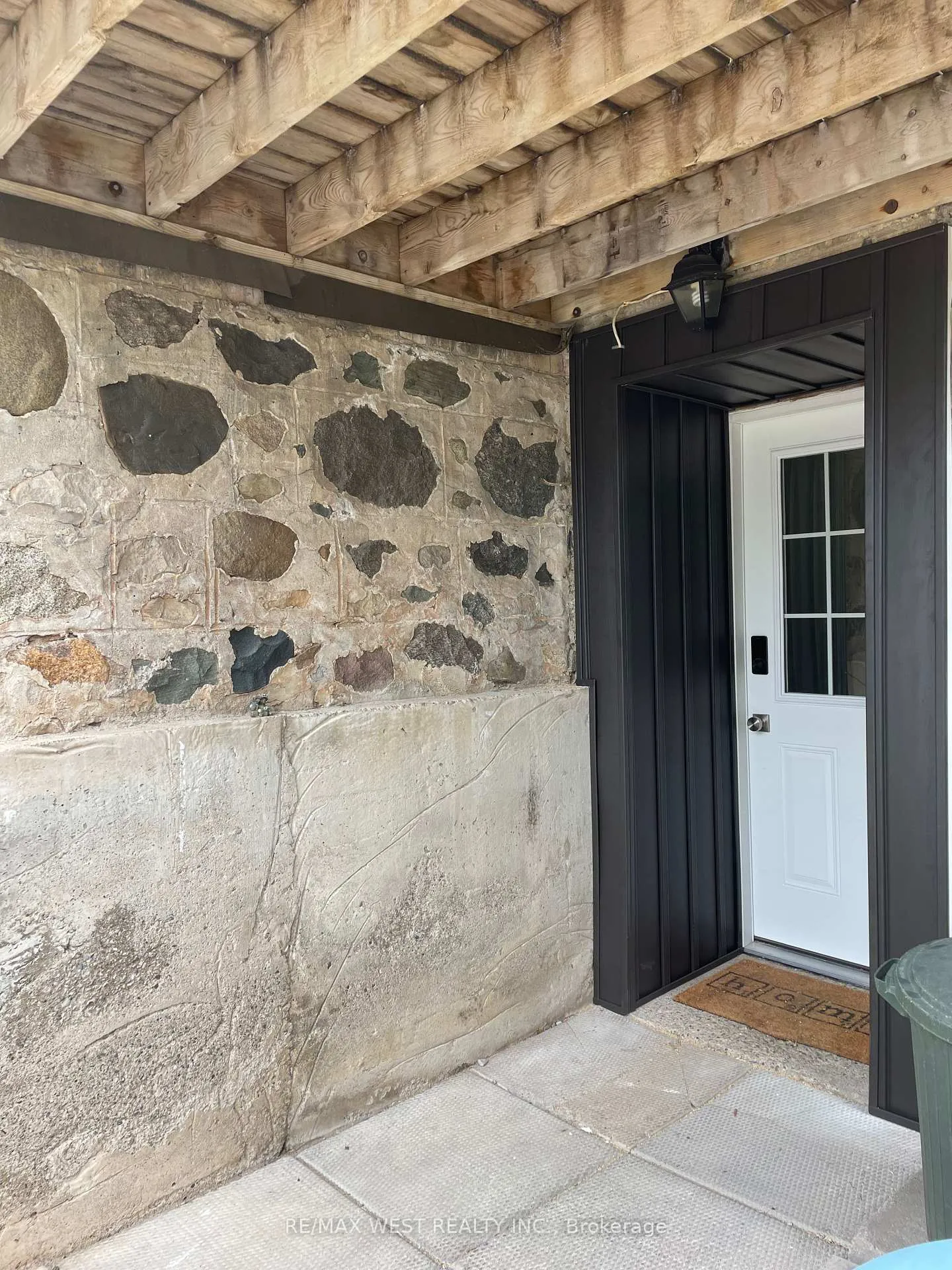 Photo 14 of 182 12th Street, Hanover — HOMEH