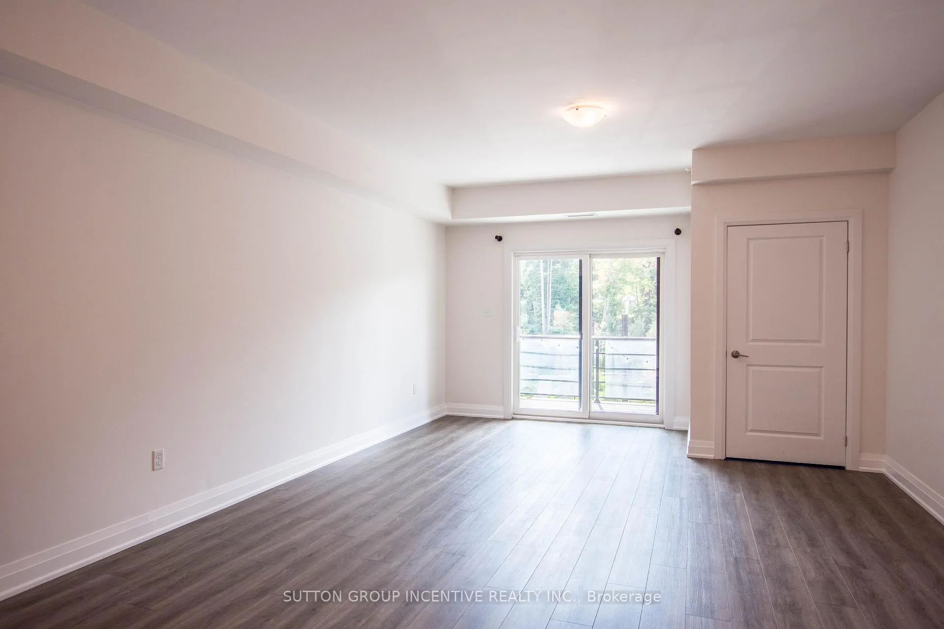 Photo 9 of Unit 308, 306 Essa Road, Barrie, 400 West — HOMEH