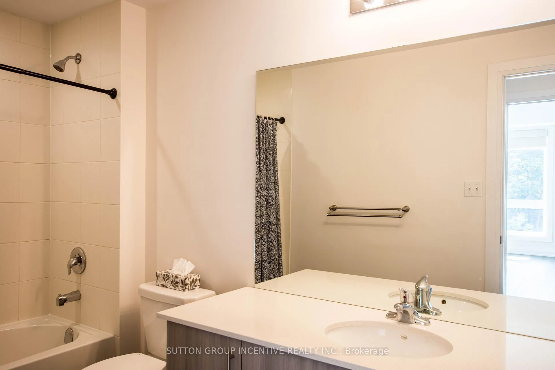 Photo 15 of Unit 308, 306 Essa Road, Barrie, 400 West — HOMEH