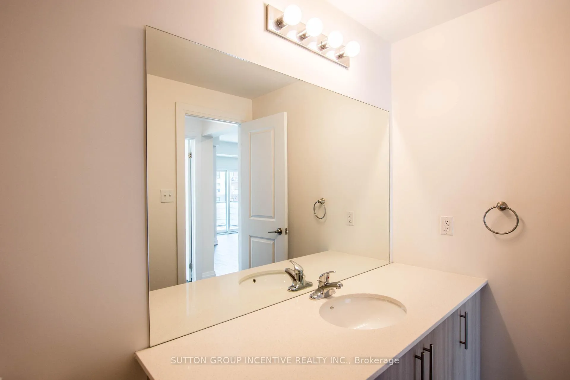 Photo 17 of Unit 308, 306 Essa Road, Barrie, 400 West — HOMEH