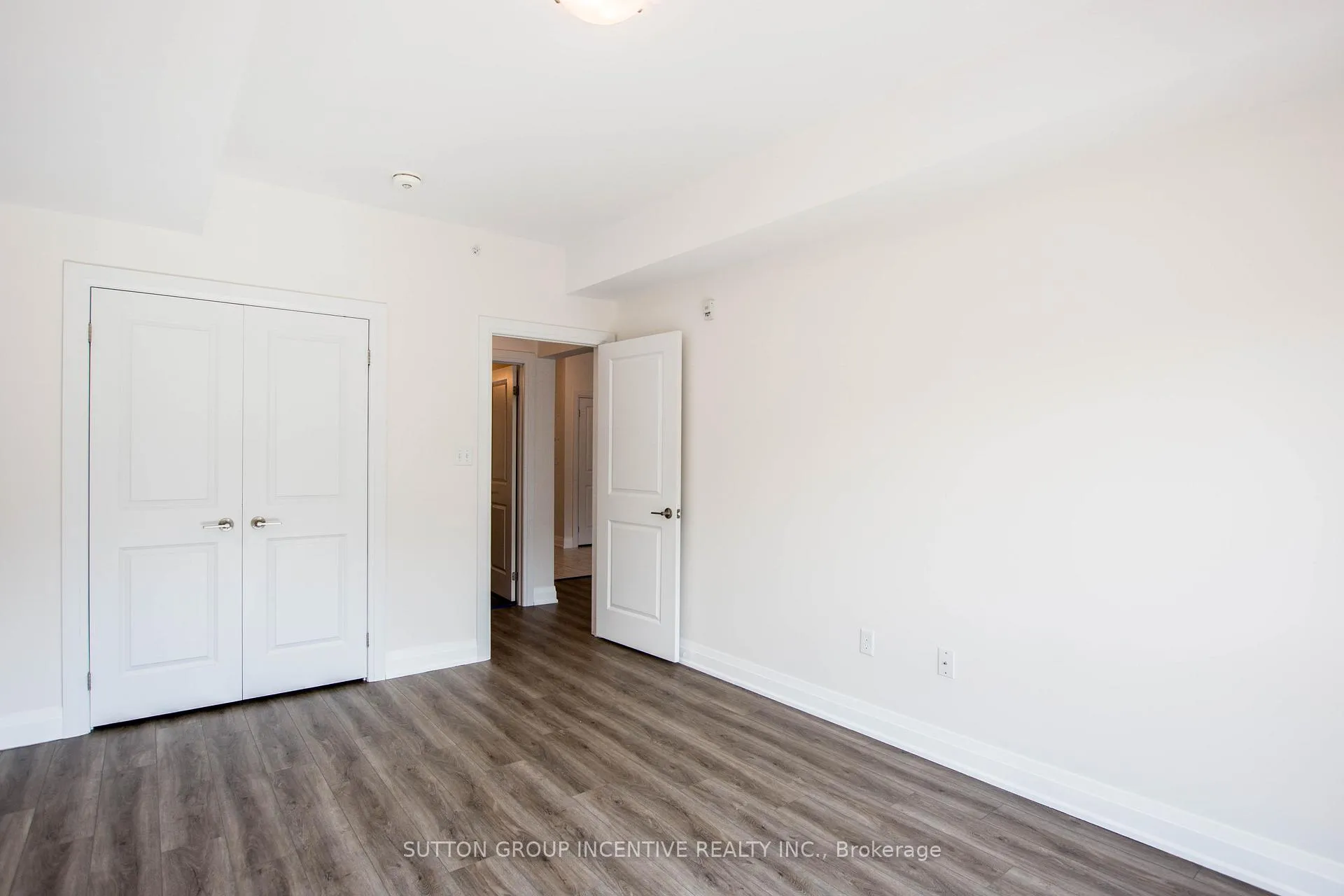 Photo 18 of Unit 308, 306 Essa Road, Barrie, 400 West — HOMEH