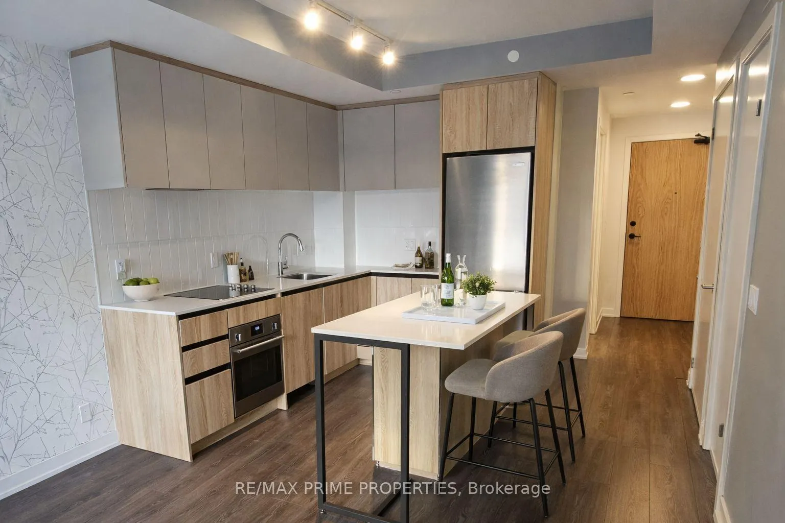 Photo 4 of Unit B216, 7950 Bathurst Street, Vaughan, Beverley Glen — HOMEH