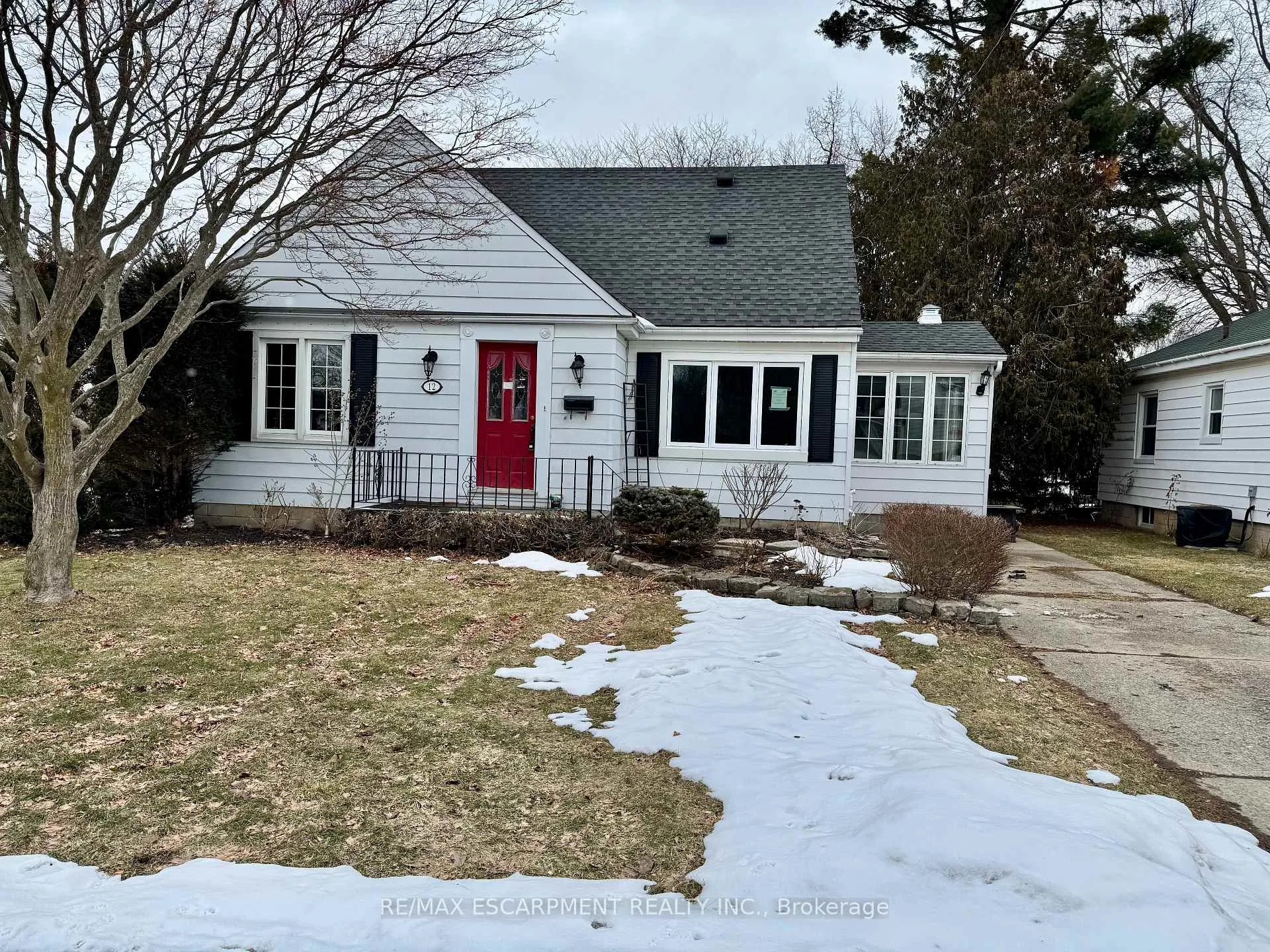 Photo 1 of 12 Spruce Street, St. Thomas — HOMEH