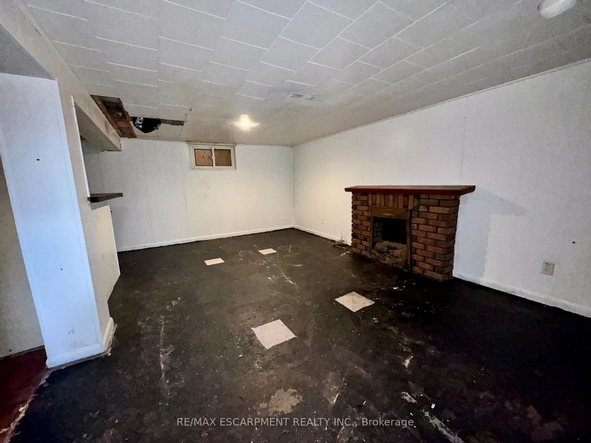 Photo 23 of 12 Spruce Street, St. Thomas — HOMEH