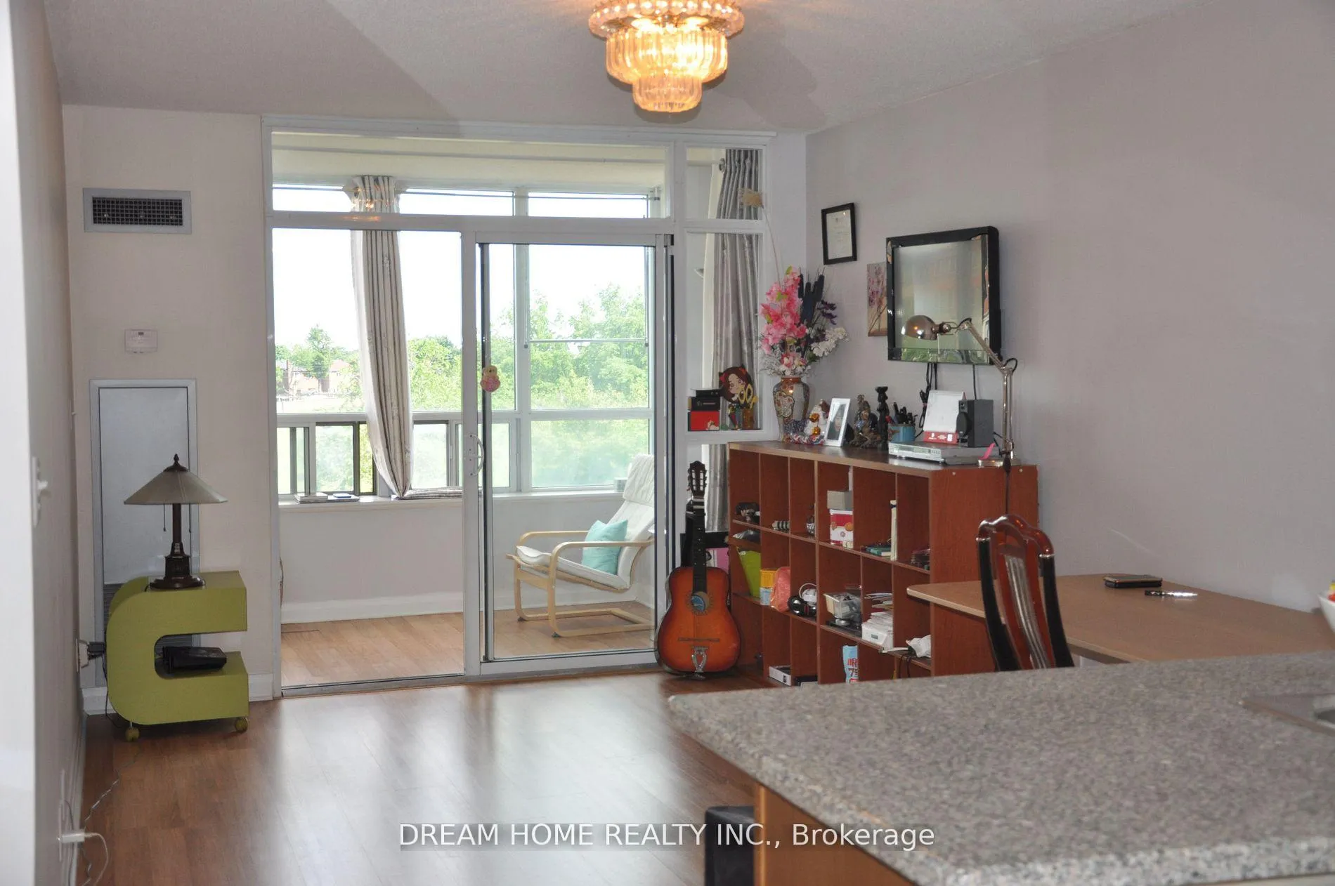 Photo 2 of Unit 303, 7363 Kennedy Road, Markham, Milliken Mills East — HOMEH