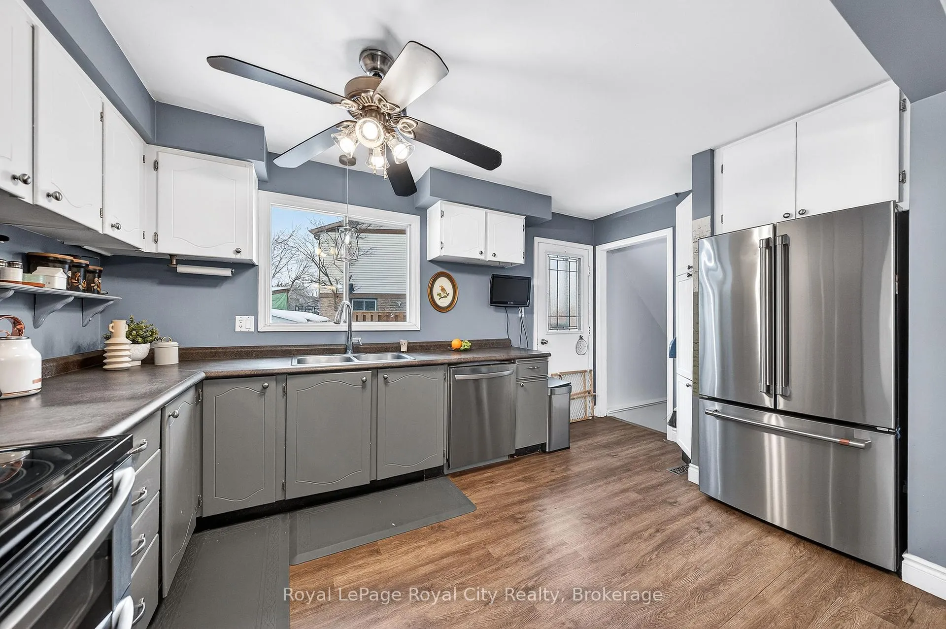 Photo 7 of 29 Deerfield Place, Guelph, Willow West/Sugarbush/West Acres — HOMEH