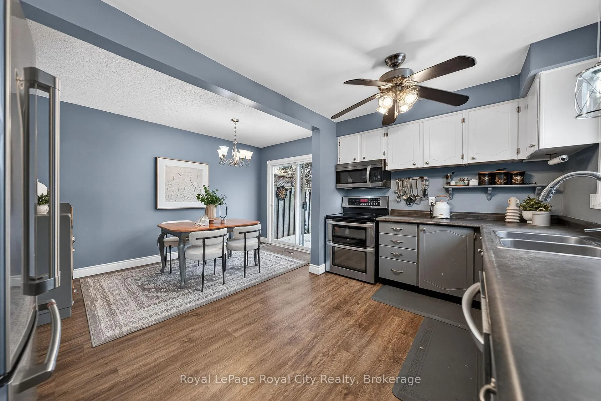 Photo 11 of 29 Deerfield Place, Guelph, Willow West/Sugarbush/West Acres — HOMEH
