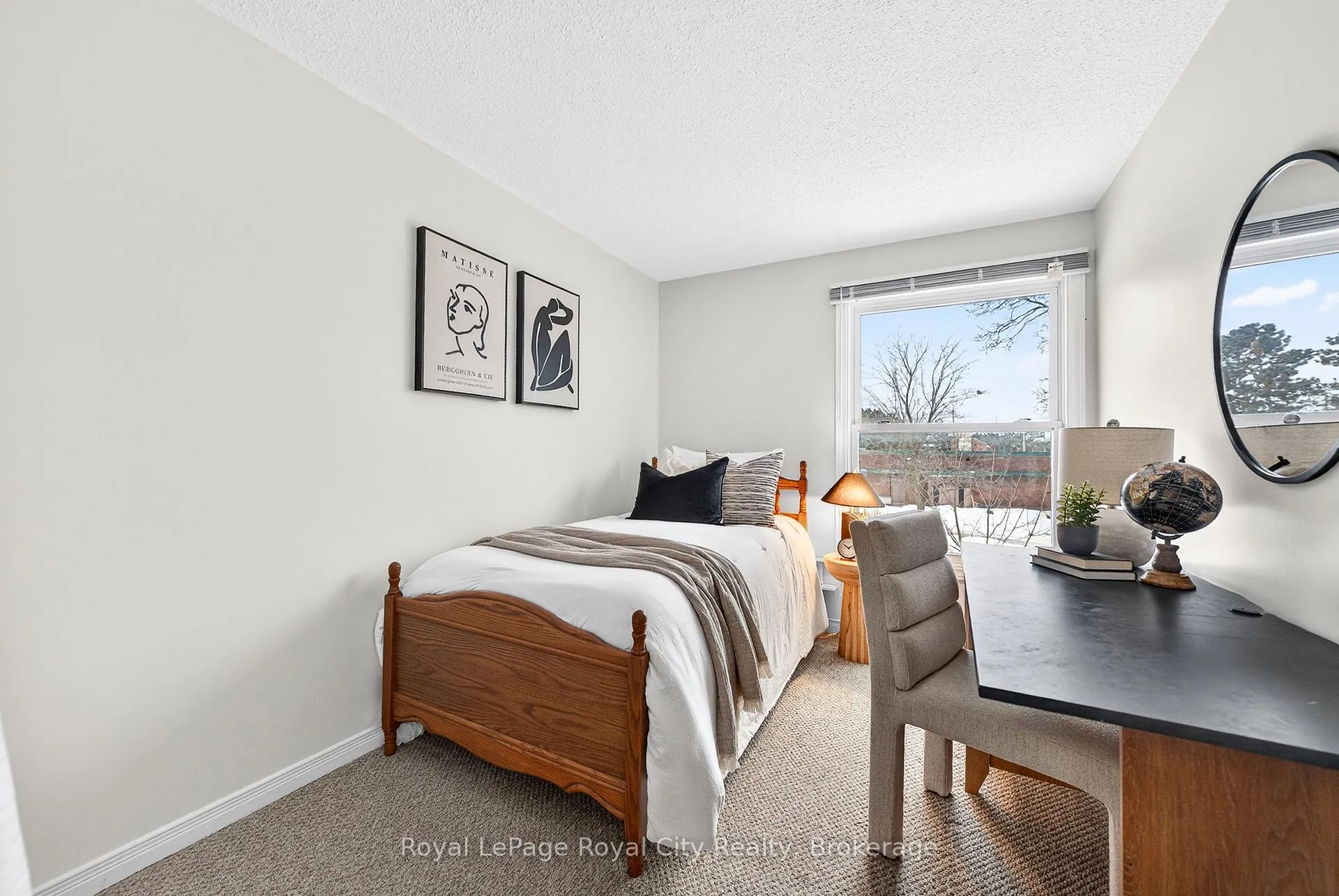 Photo 15 of 29 Deerfield Place, Guelph, Willow West/Sugarbush/West Acres — HOMEH