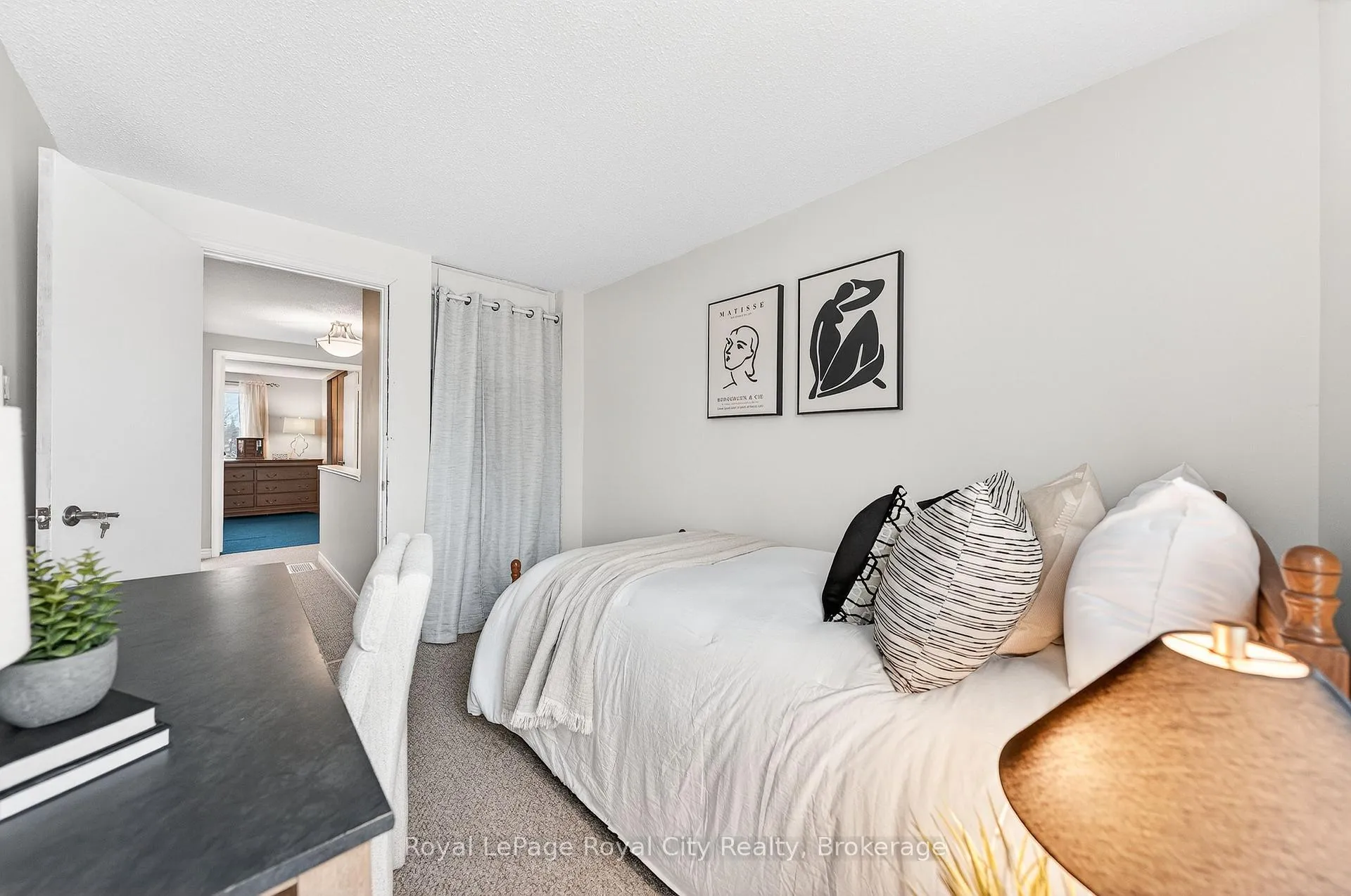 Photo 16 of 29 Deerfield Place, Guelph, Willow West/Sugarbush/West Acres — HOMEH