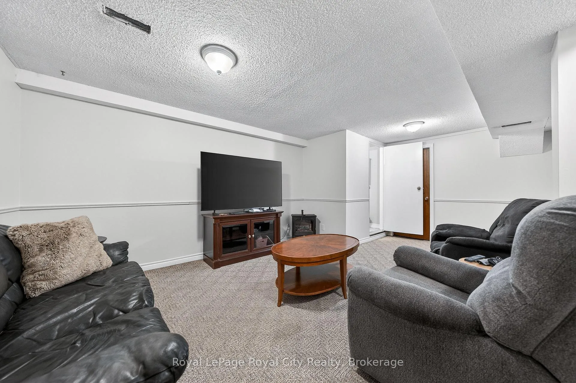 Photo 19 of 29 Deerfield Place, Guelph, Willow West/Sugarbush/West Acres — HOMEH