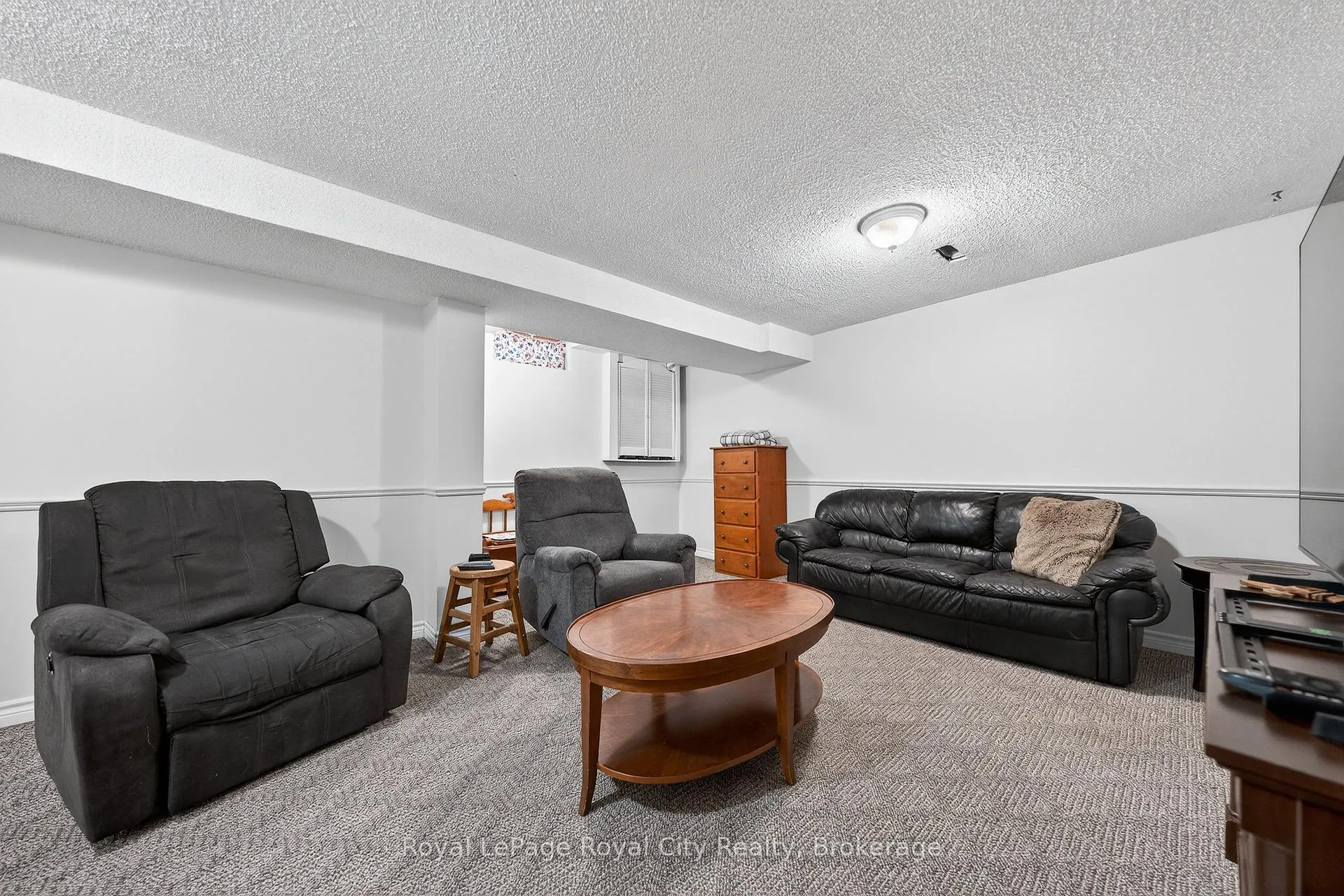 Photo 21 of 29 Deerfield Place, Guelph, Willow West/Sugarbush/West Acres — HOMEH