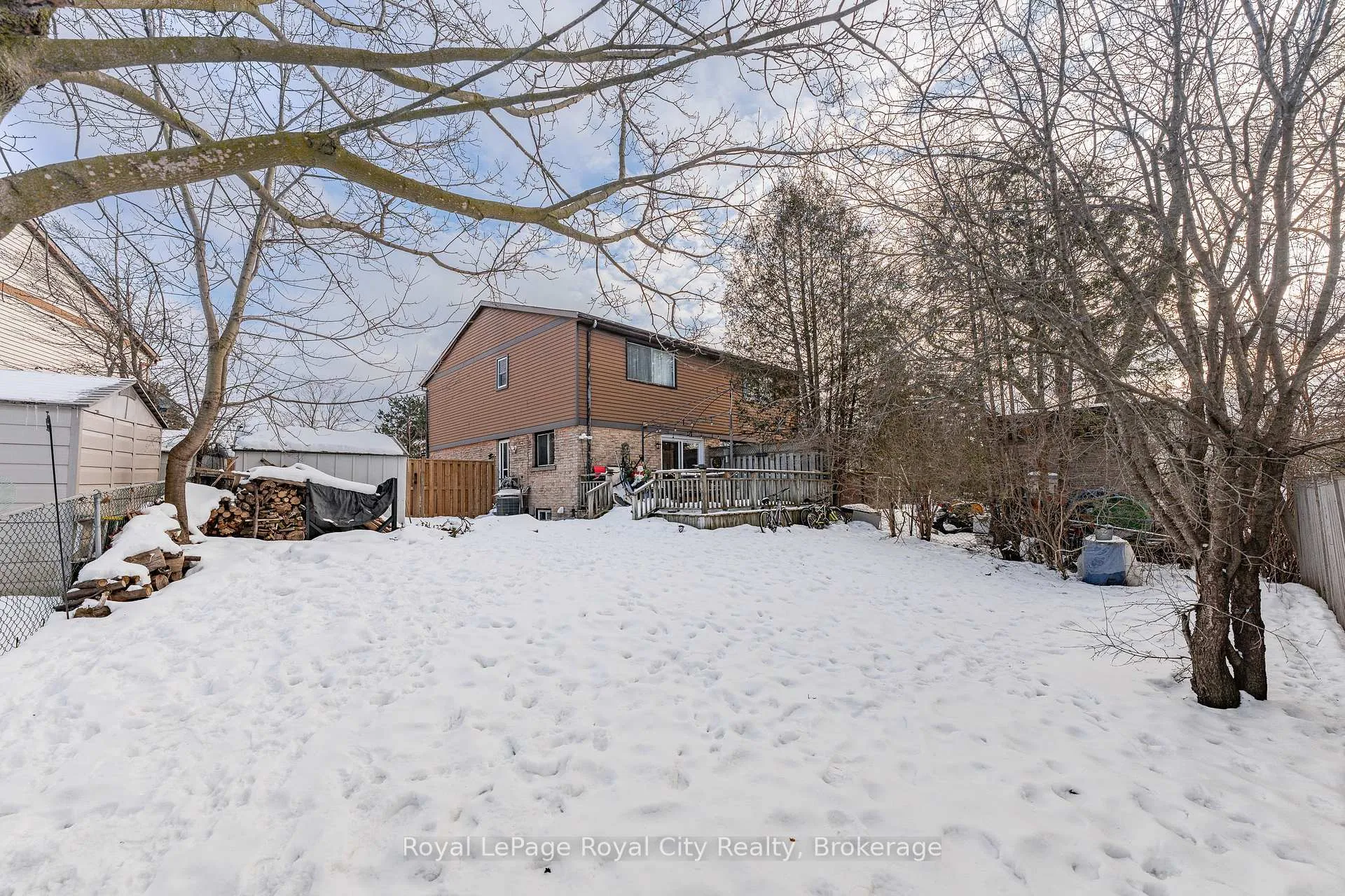 Photo 26 of 29 Deerfield Place, Guelph, Willow West/Sugarbush/West Acres — HOMEH