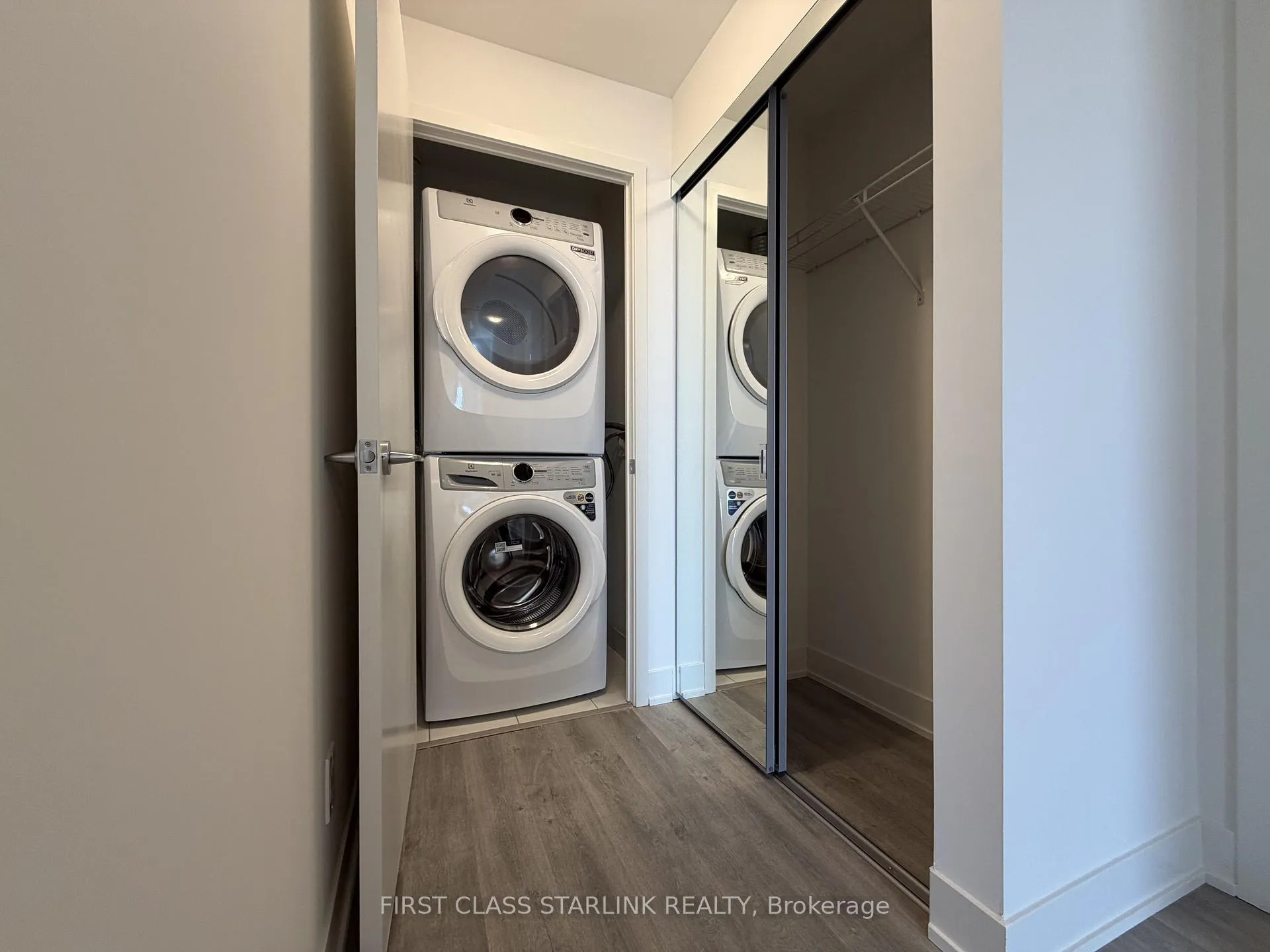 Photo 3 of Unit 2617, 56 Andre De Grasse Street, Markham, Unionville — HOMEH