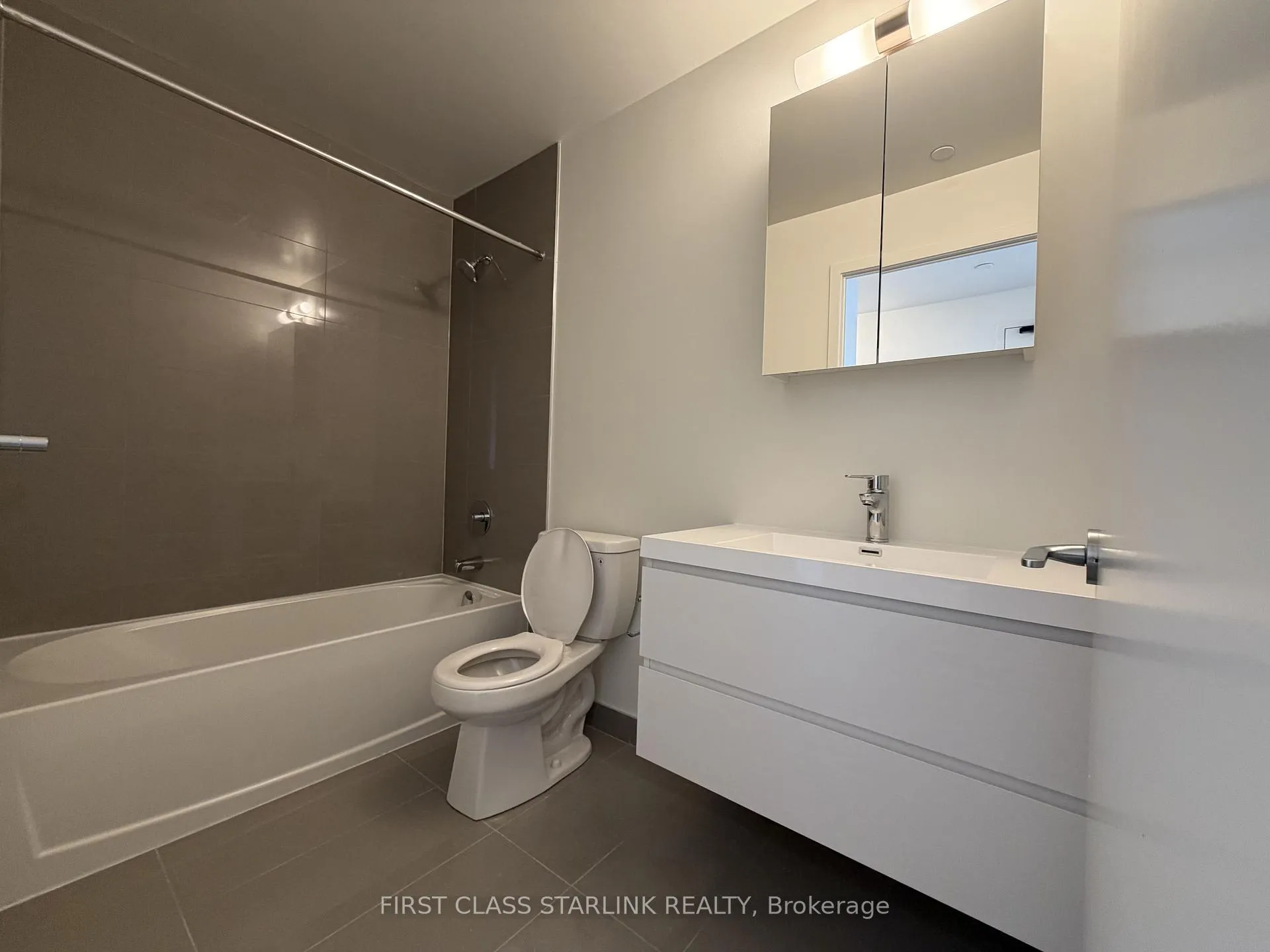 Photo 4 of Unit 2617, 56 Andre De Grasse Street, Markham, Unionville — HOMEH