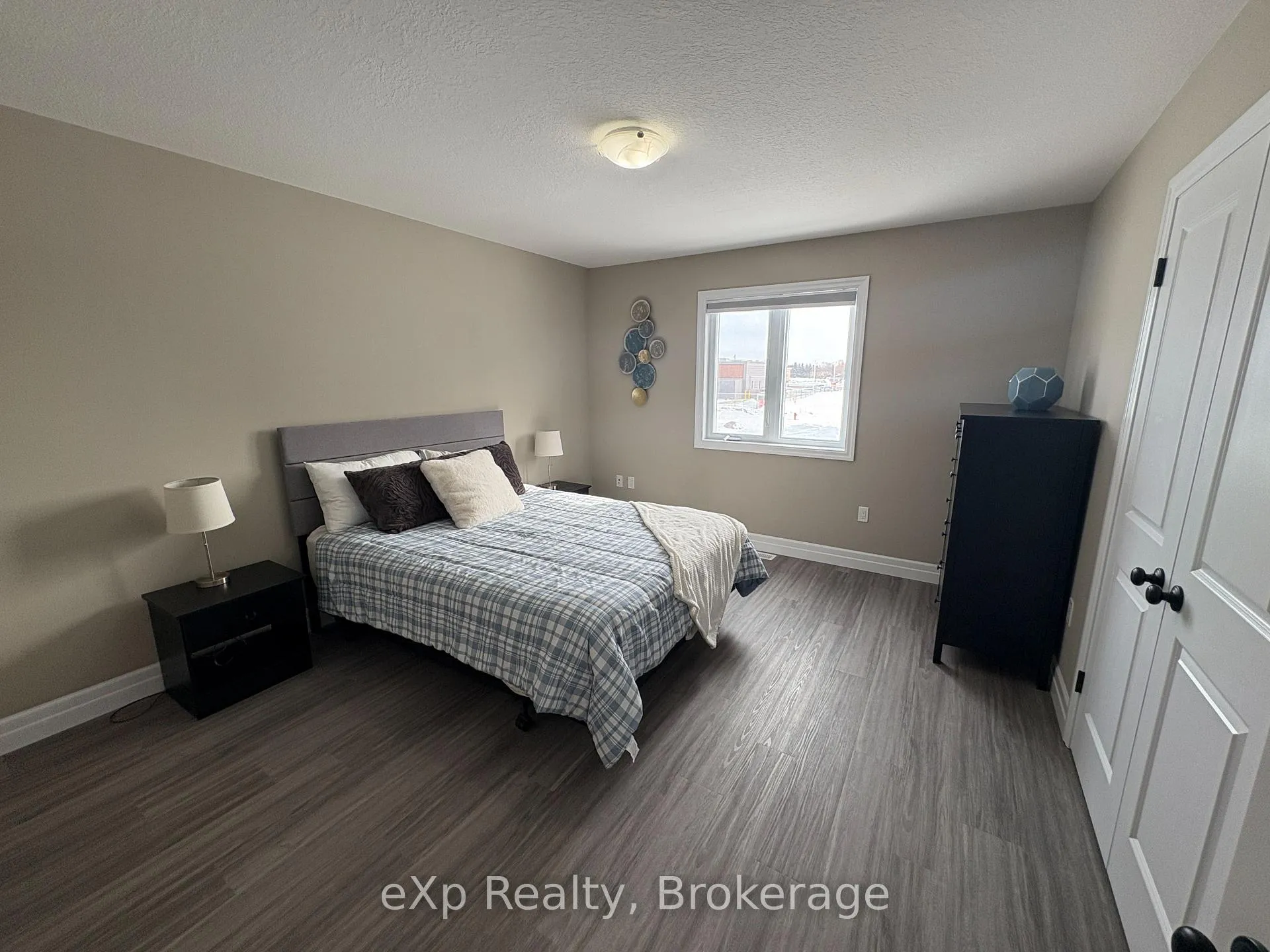 Photo 23 of 654 Wray Avenue S, North Perth, Listowel — HOMEH