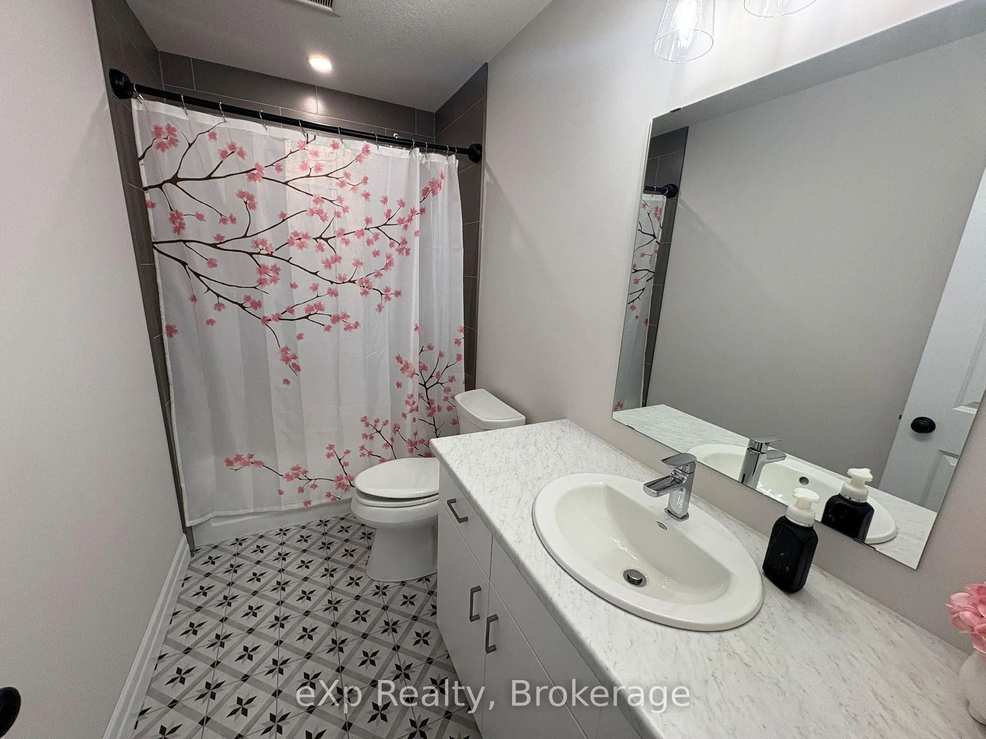 Photo 28 of 654 Wray Avenue S, North Perth, Listowel — HOMEH