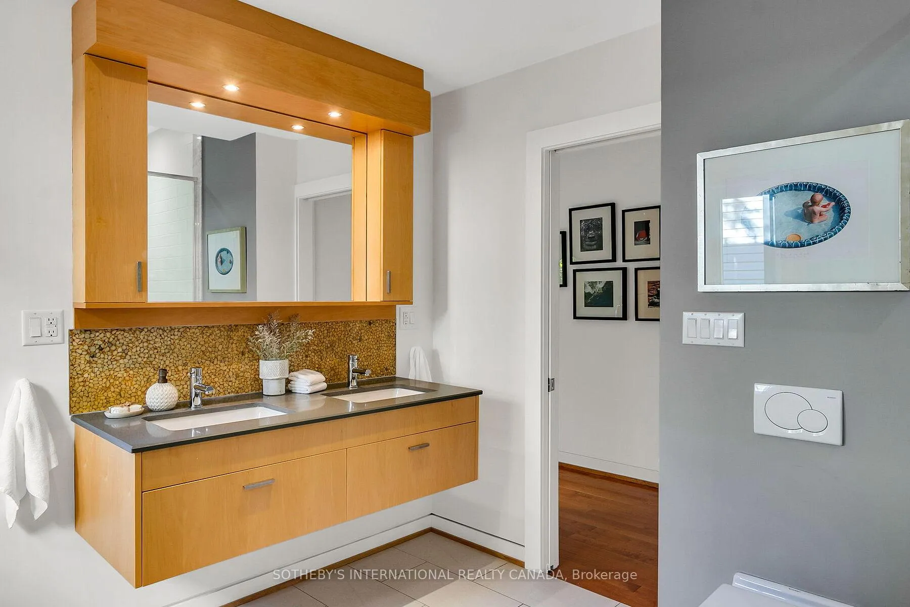 Photo 31 of 435 Ontario Street, Toronto, Moss Park — HOMEH
