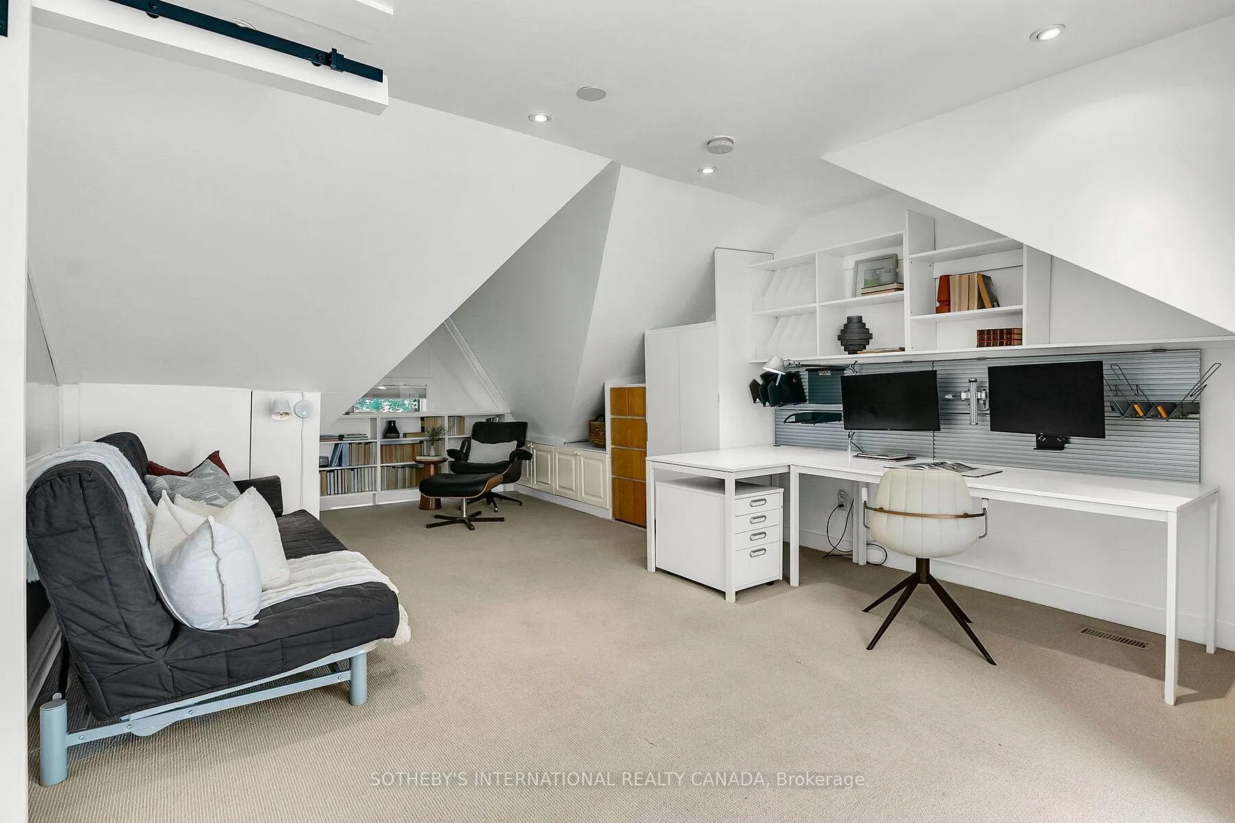 Photo 38 of 435 Ontario Street, Toronto, Moss Park — HOMEH