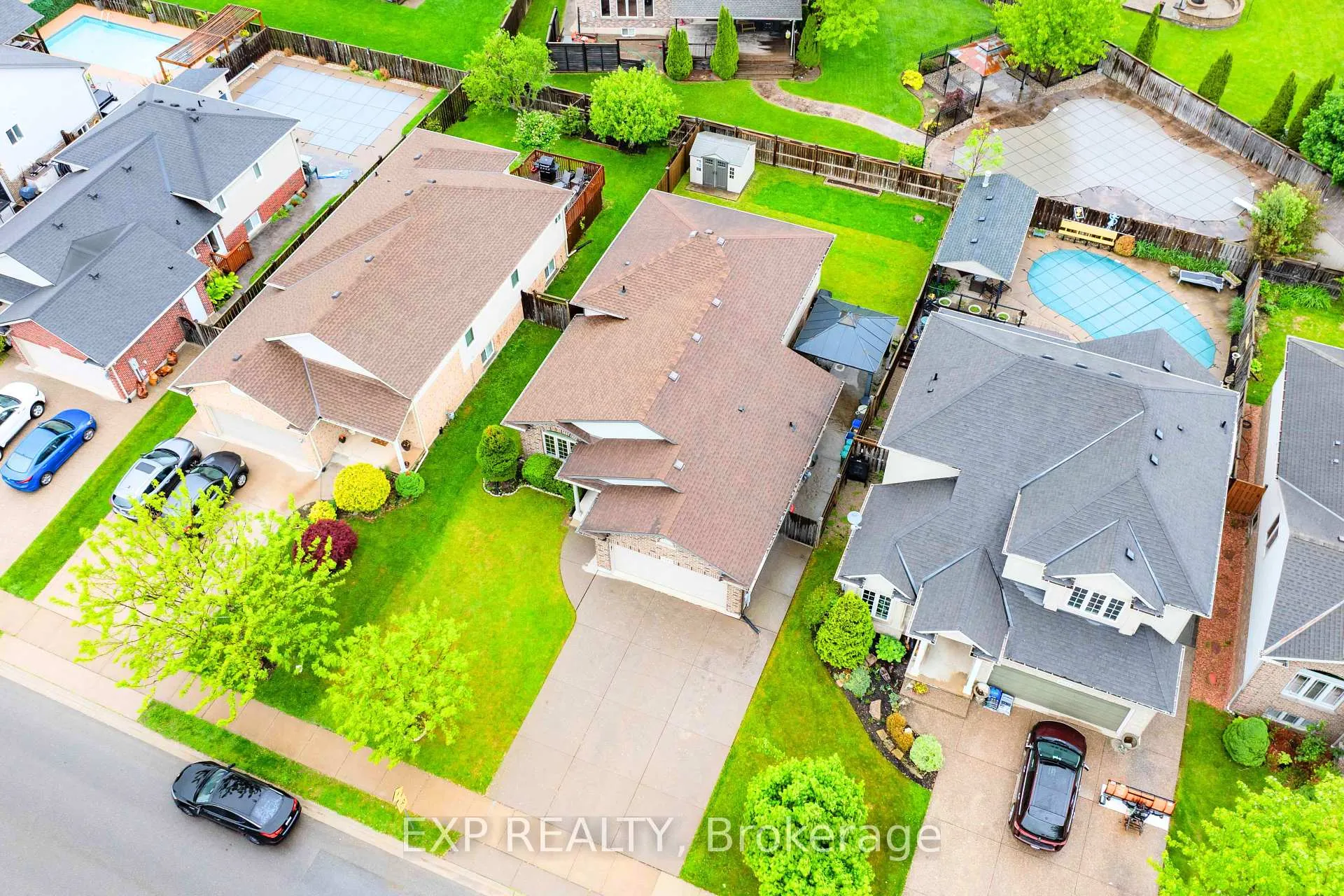 Photo 3 of 8583 Forestview Boulevard, Niagara Falls, Forestview — HOMEH