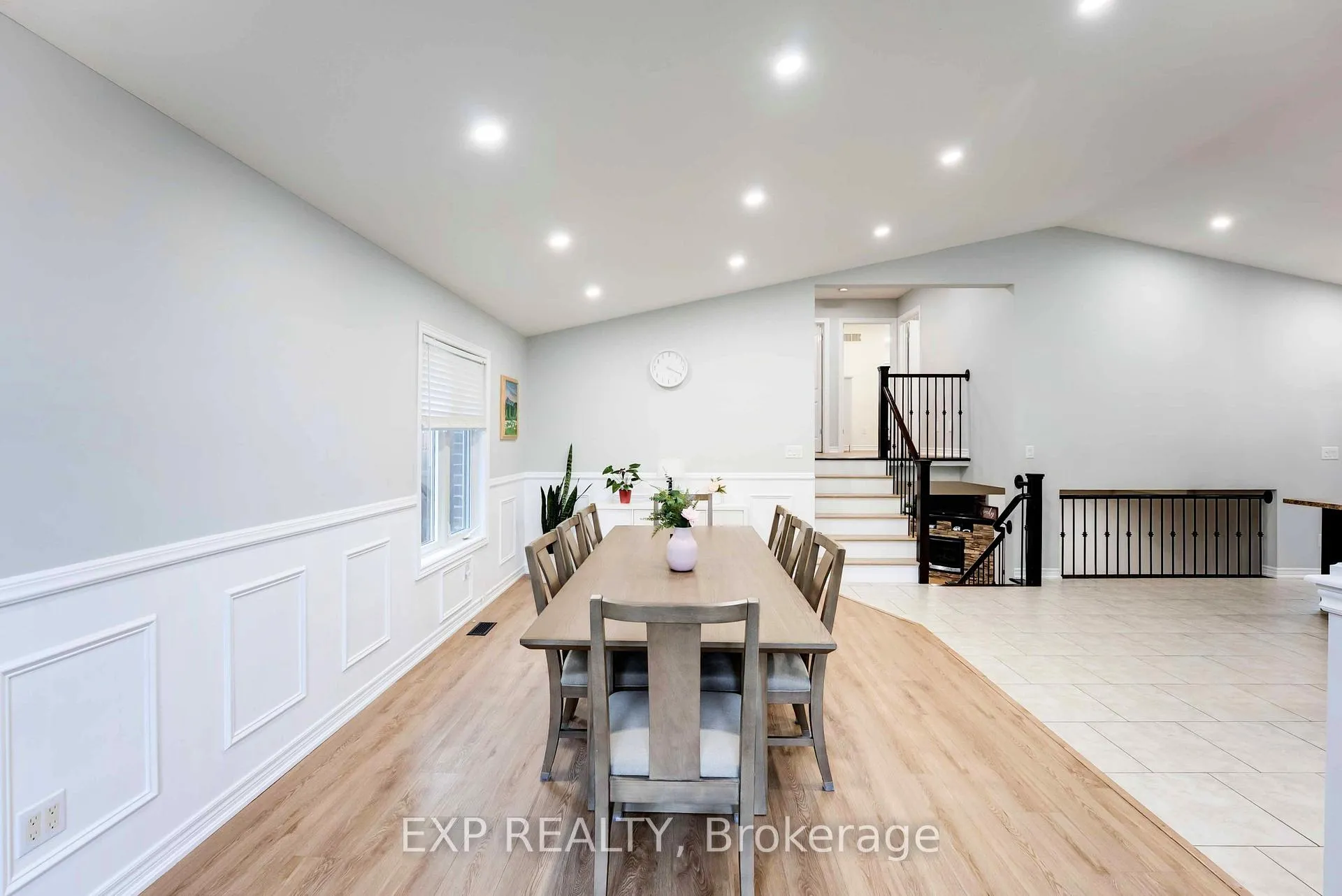 Photo 10 of 8583 Forestview Boulevard, Niagara Falls, Forestview — HOMEH