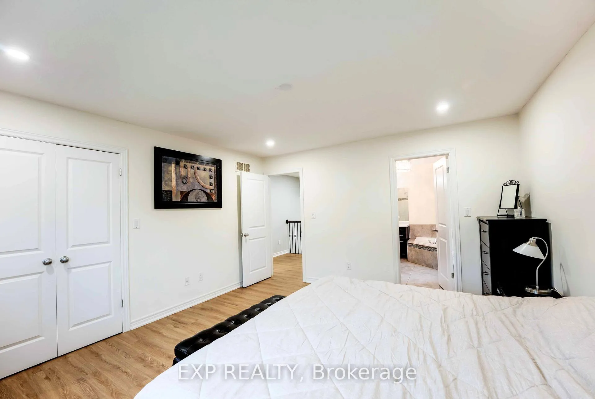 Photo 23 of 8583 Forestview Boulevard, Niagara Falls, Forestview — HOMEH