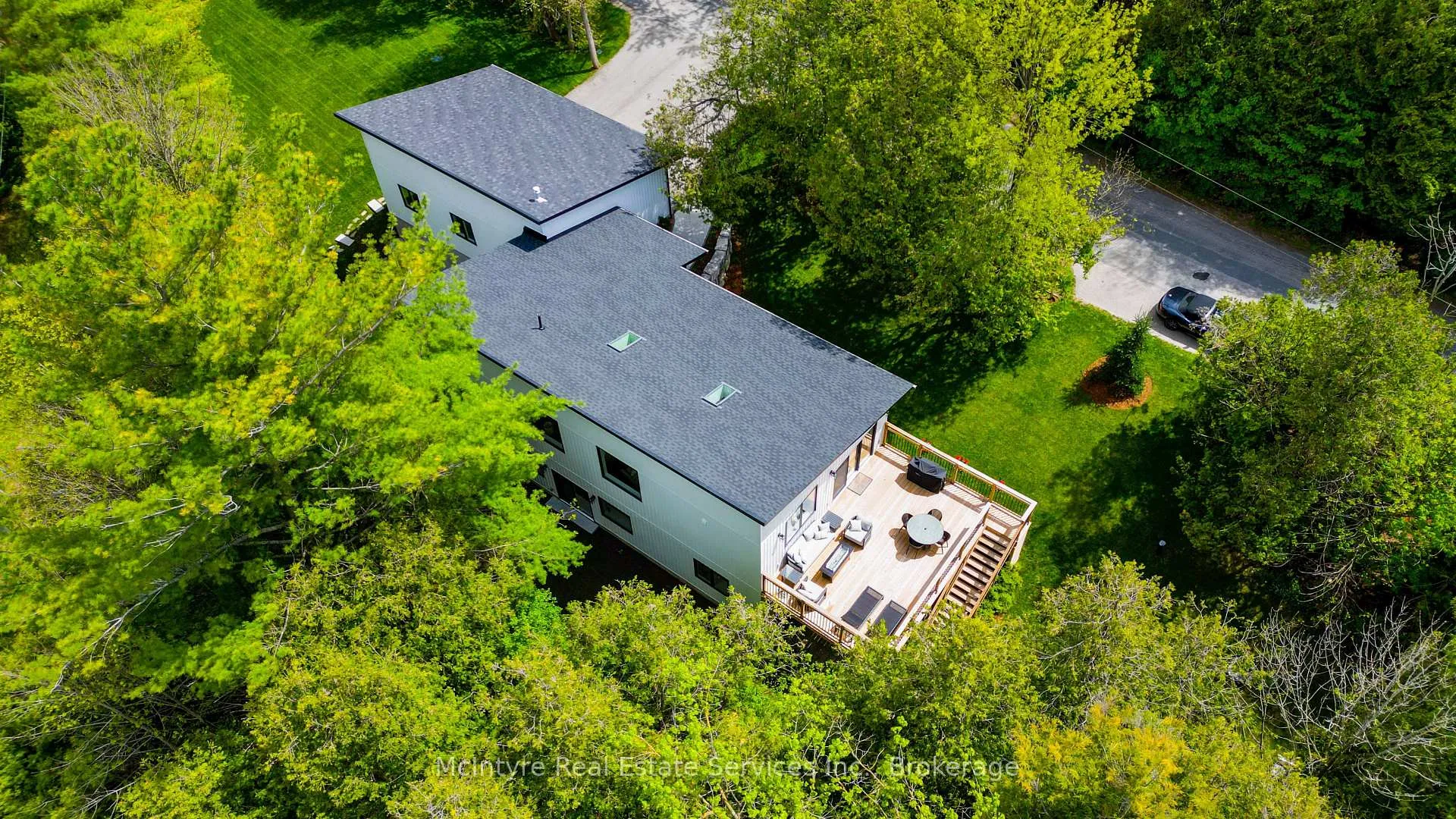 Photo 2 of 1071 Rivers Edge Drive, Woolwich — HOMEH