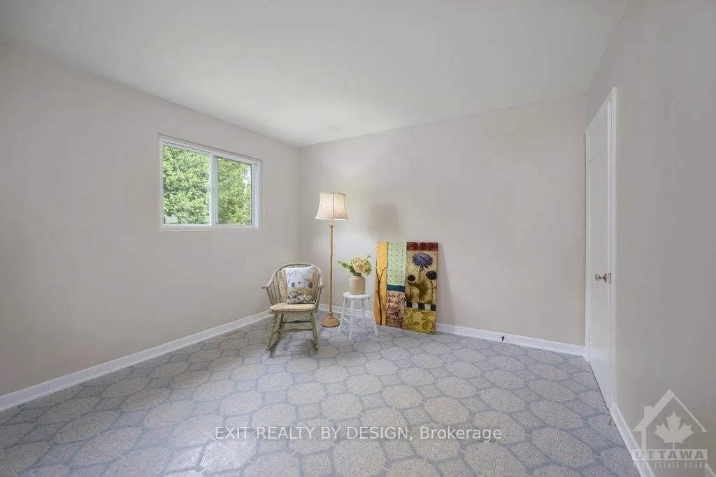 Photo 16 of 7139 Mitch Owens Road, Ottawa, Leitrim — HOMEH