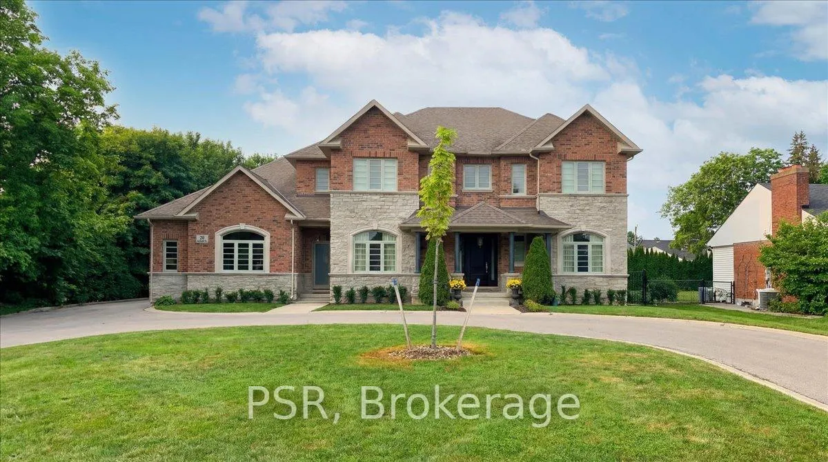 Photo 2 of 20 Jackson Street, Vaughan, Maple — HOMEH